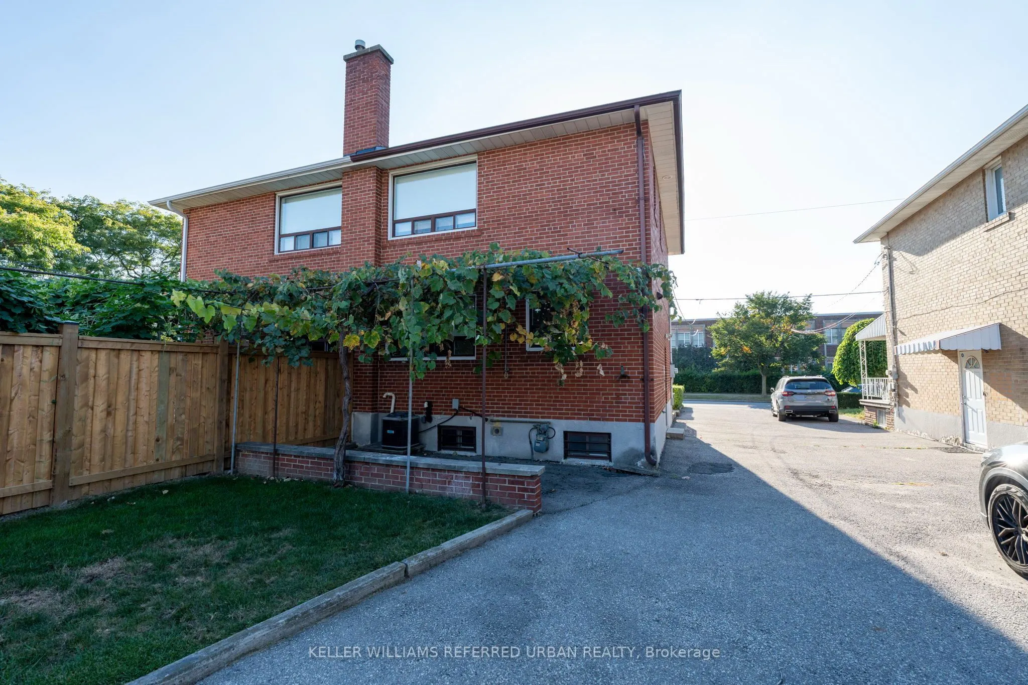 3 Duckworth Street
