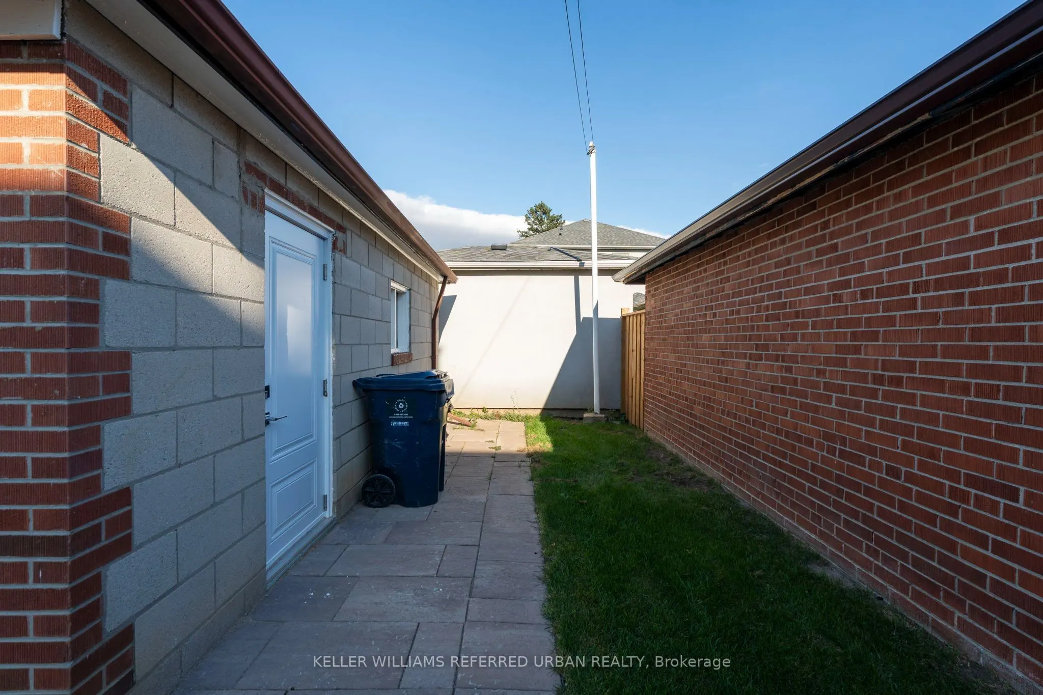 3 Duckworth Street