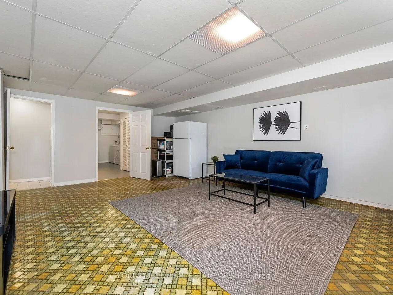 1421 Ludbrook Court