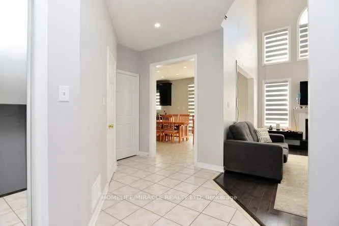 12 Plateau Drive