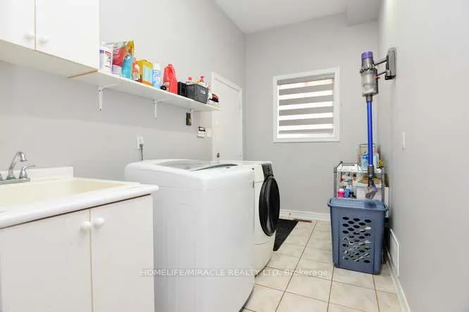 12 Plateau Drive