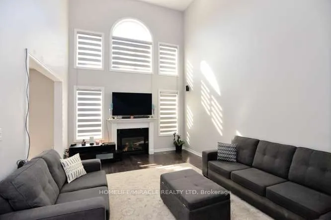 12 Plateau Drive