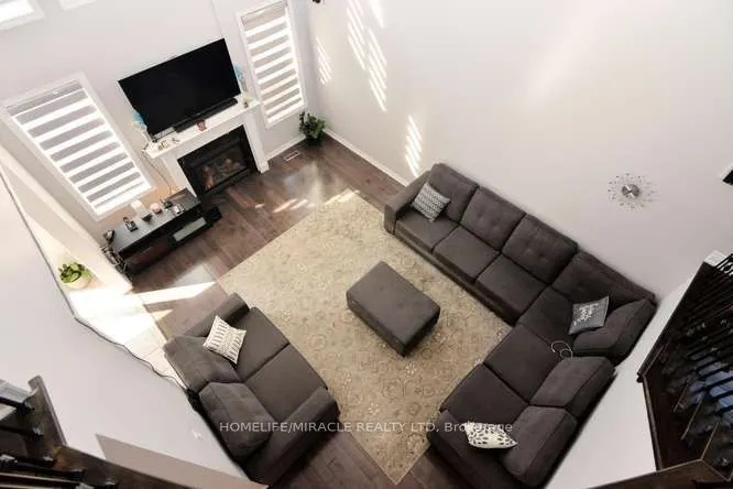 12 Plateau Drive