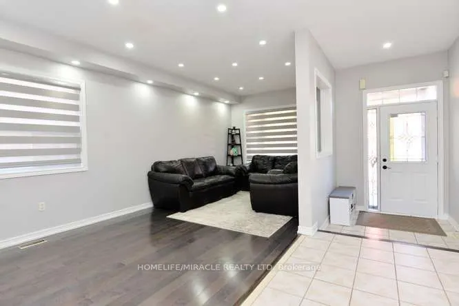 12 Plateau Drive