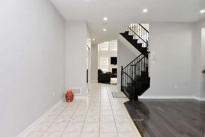 12 Plateau Drive