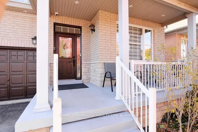 12 Plateau Drive