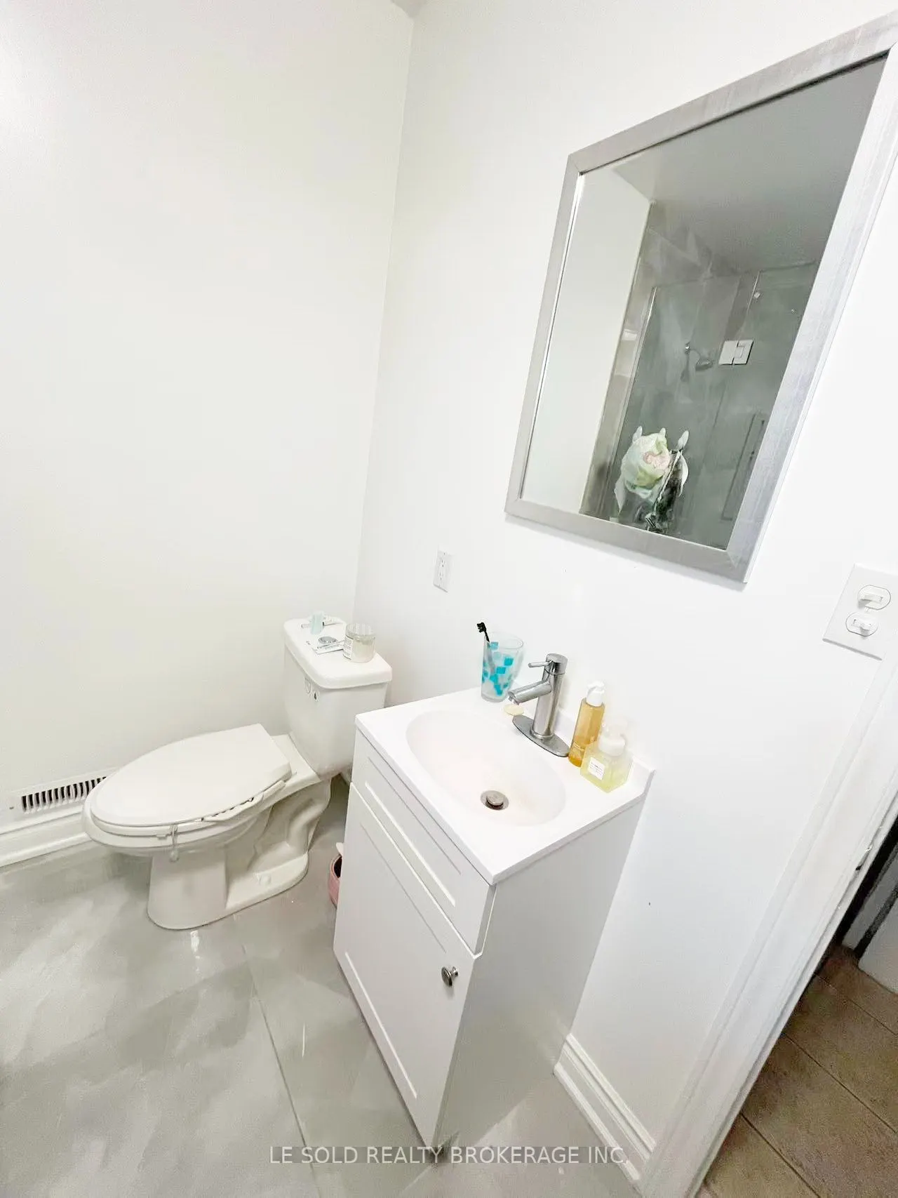 271 Hallam Street #1 Bedroom
