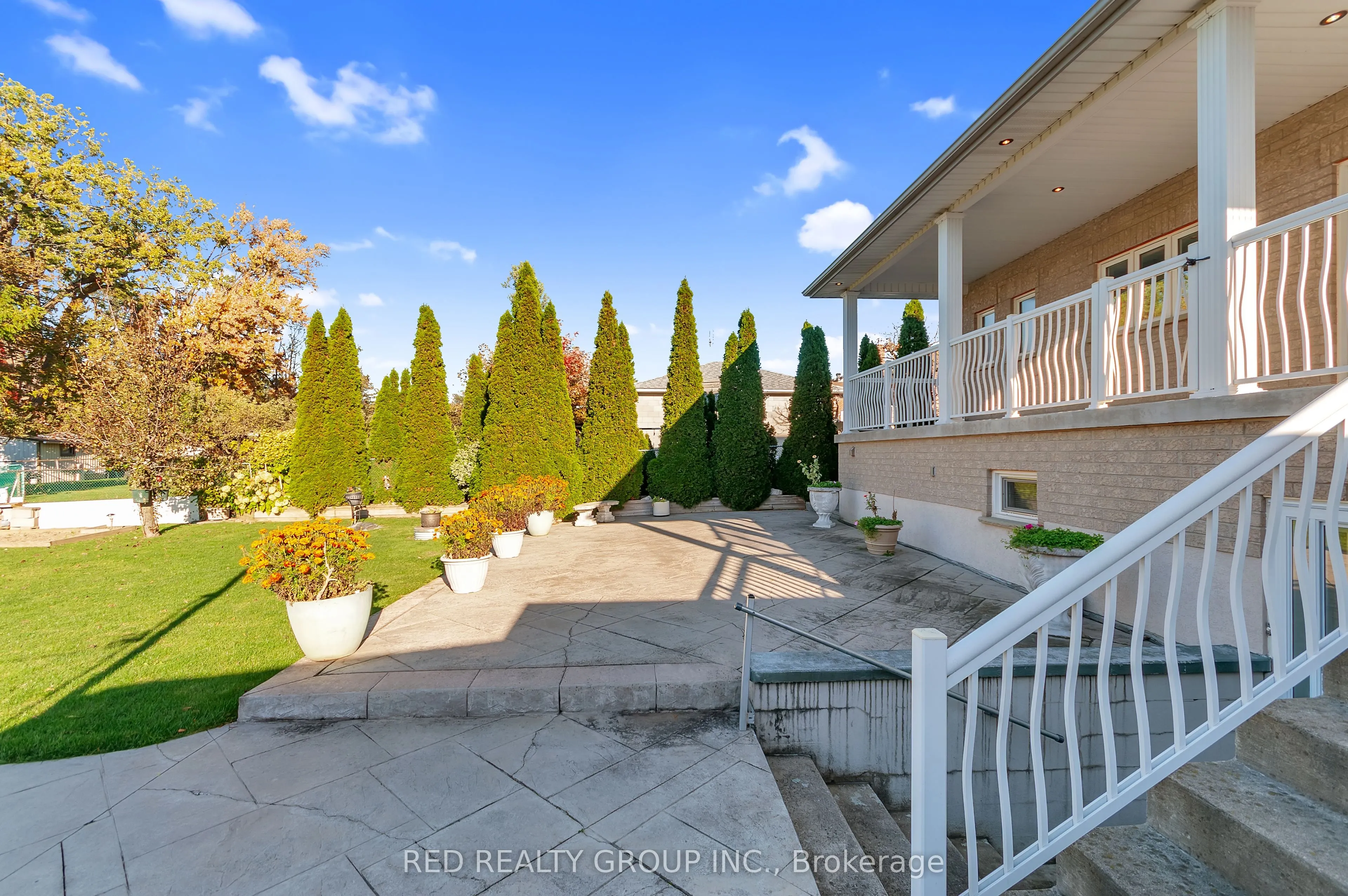 378 Rustic Road