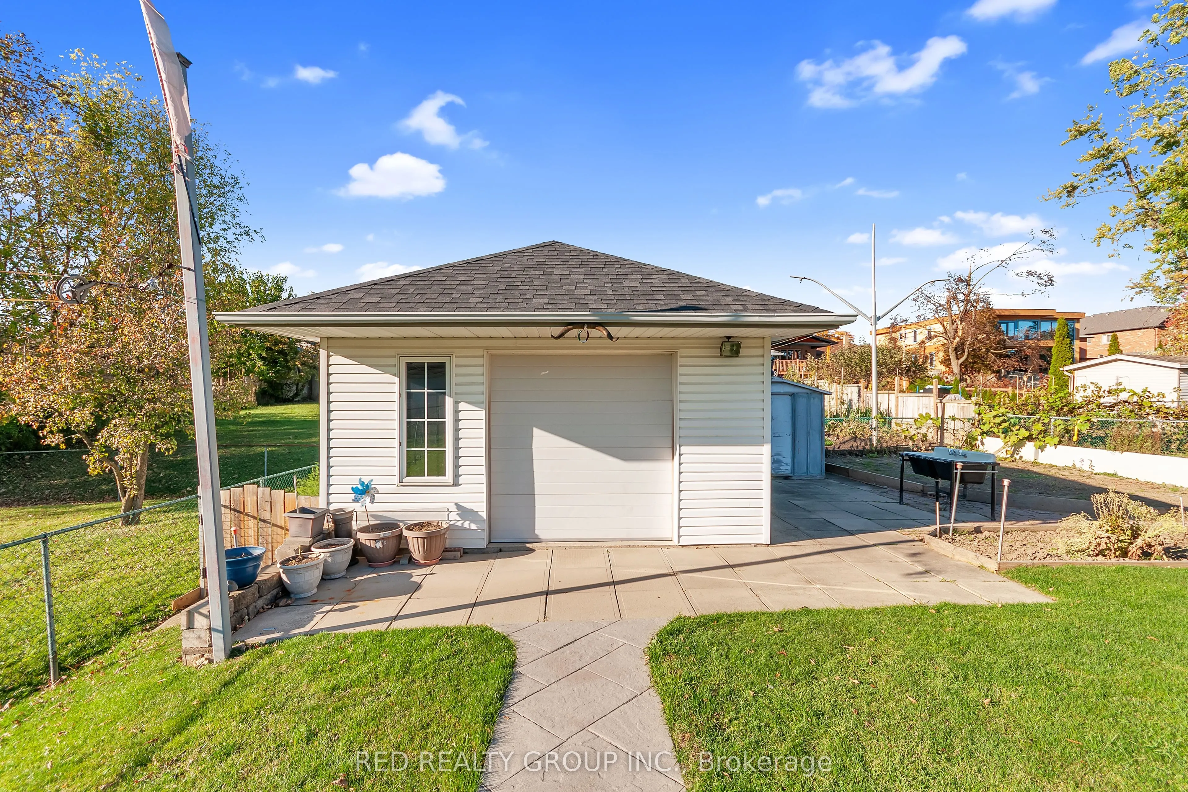 378 Rustic Road
