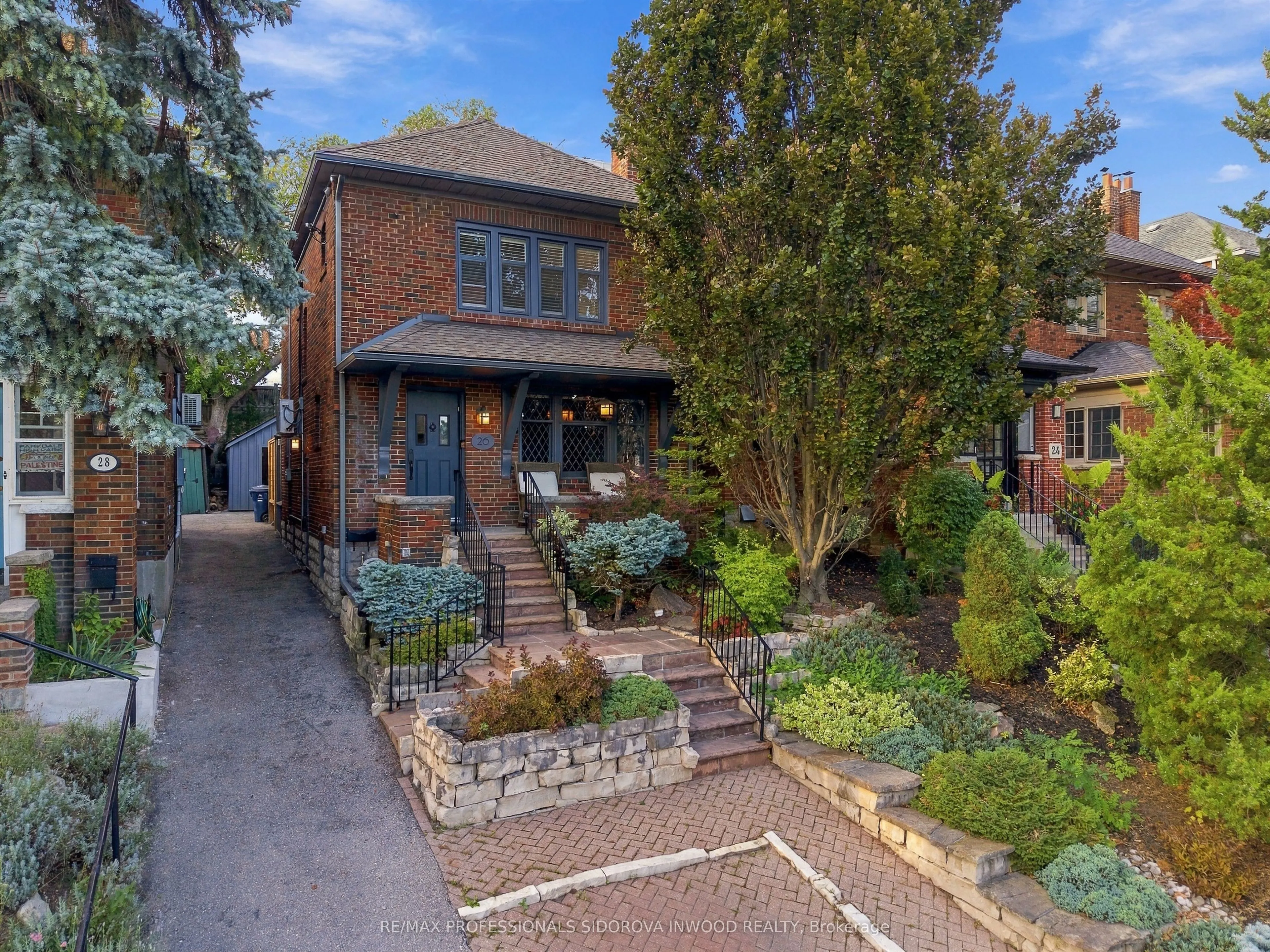 26 Larkin Avenue