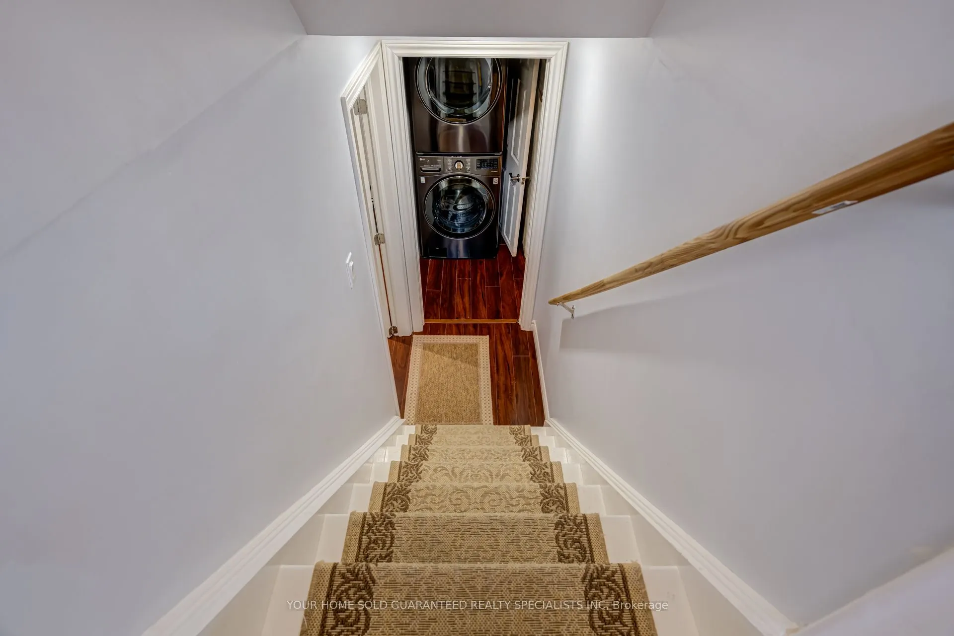5 Hallow Crescent