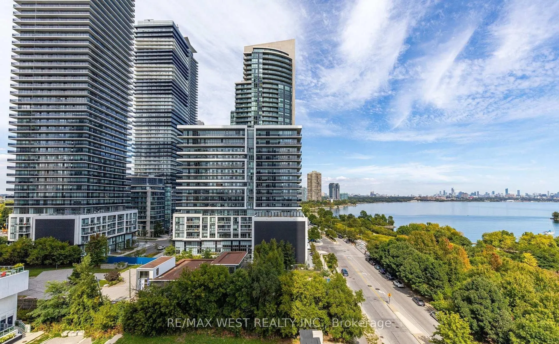 20 Shore Breeze Drive #702