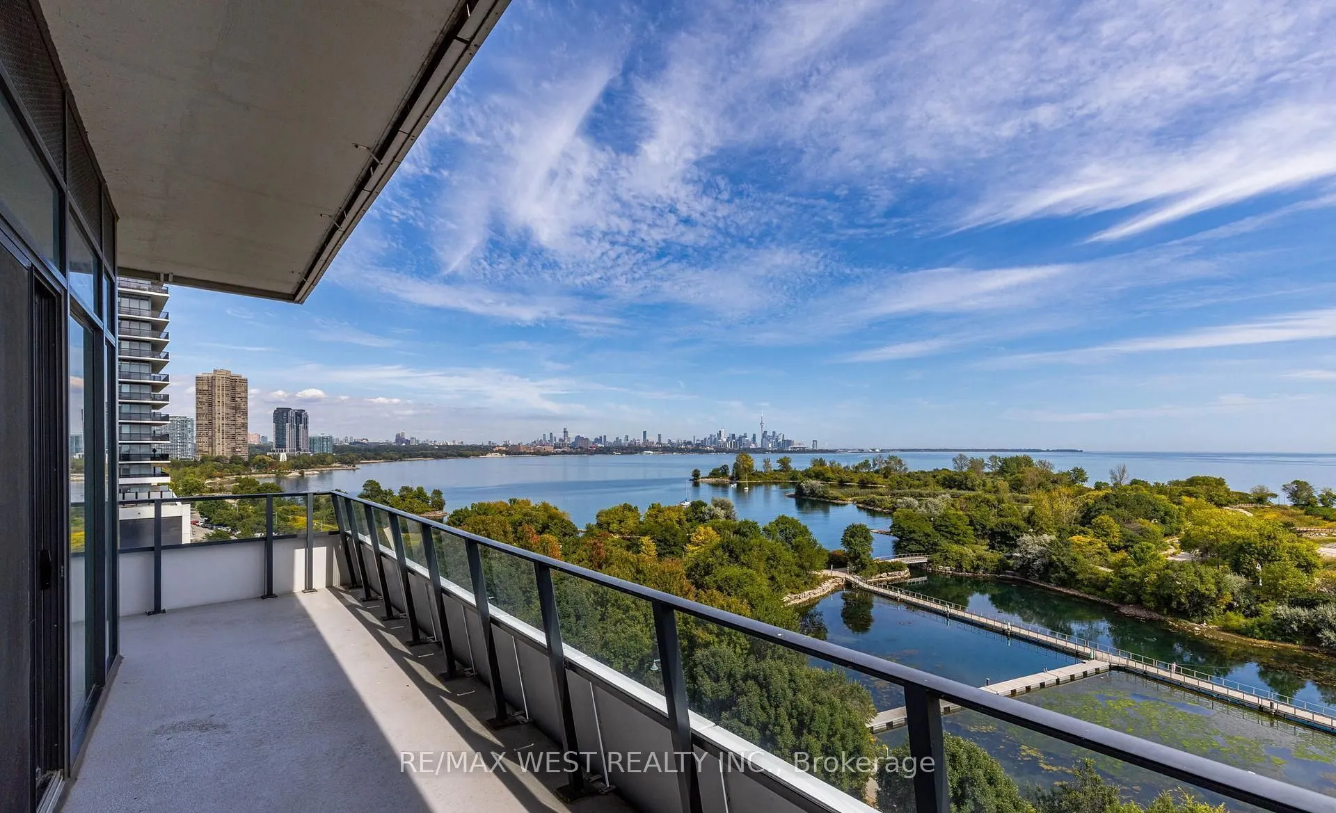 20 Shore Breeze Drive #702