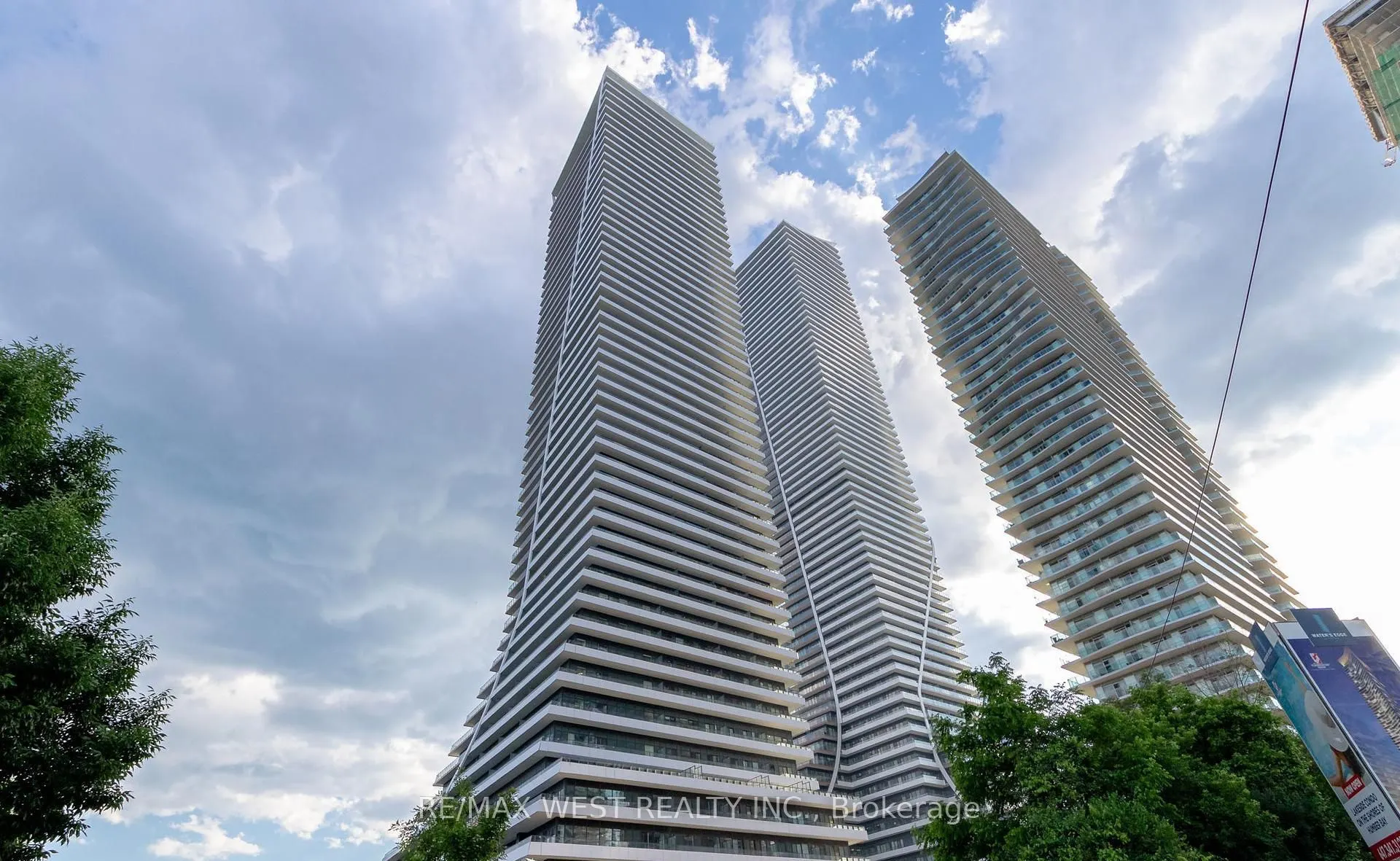 20 Shore Breeze Drive #702