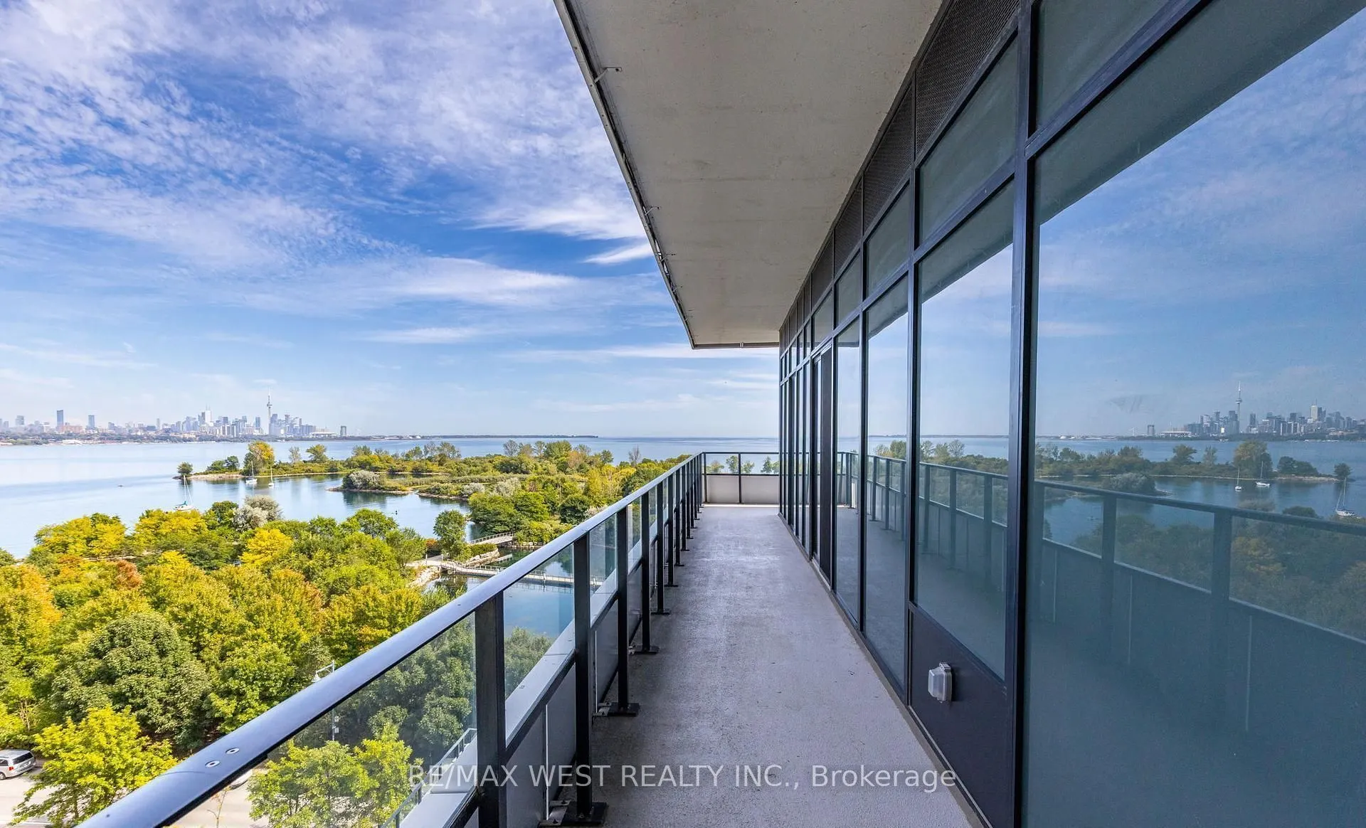 20 Shore Breeze Drive #702
