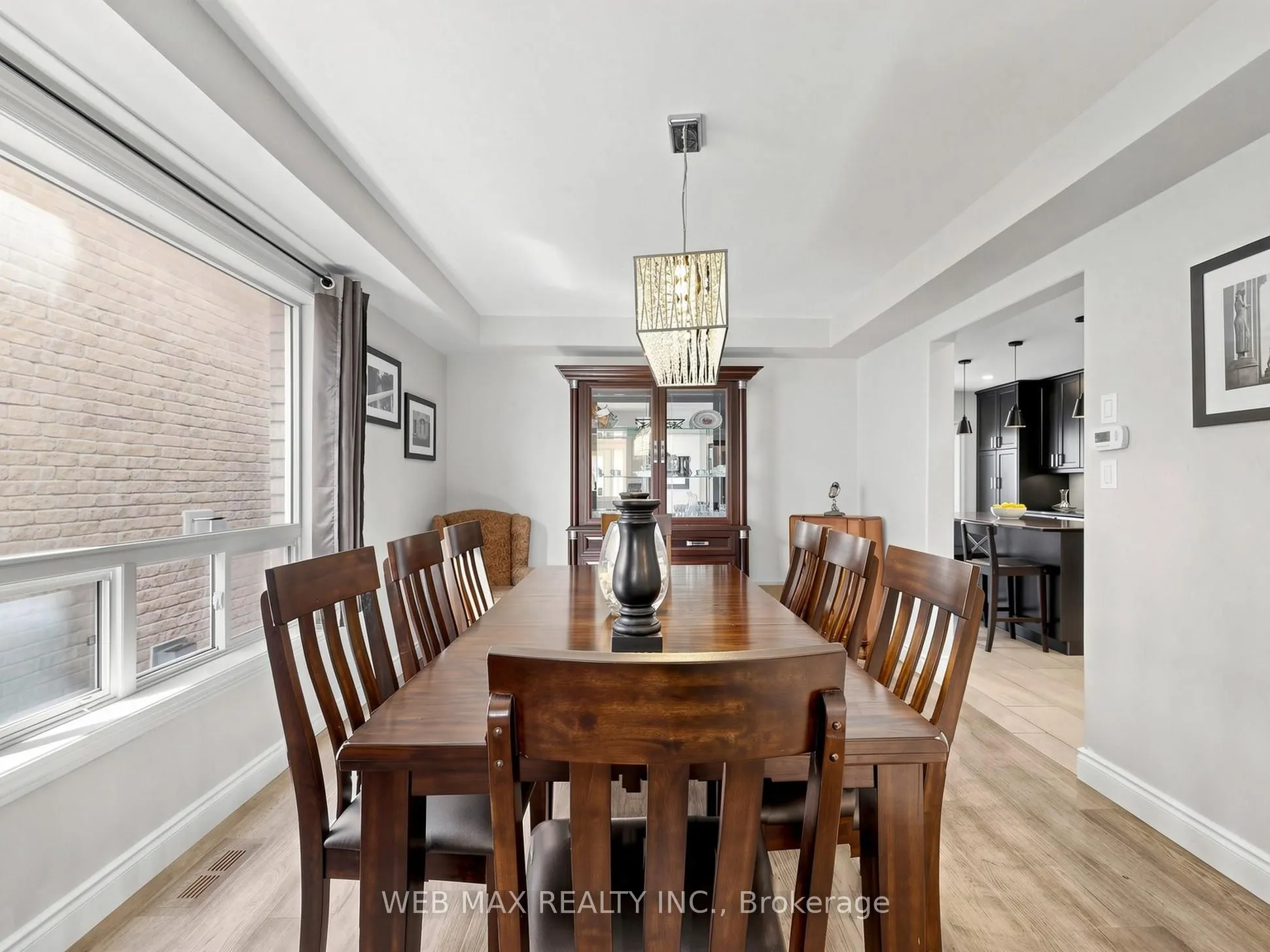 13 Loontail Street N