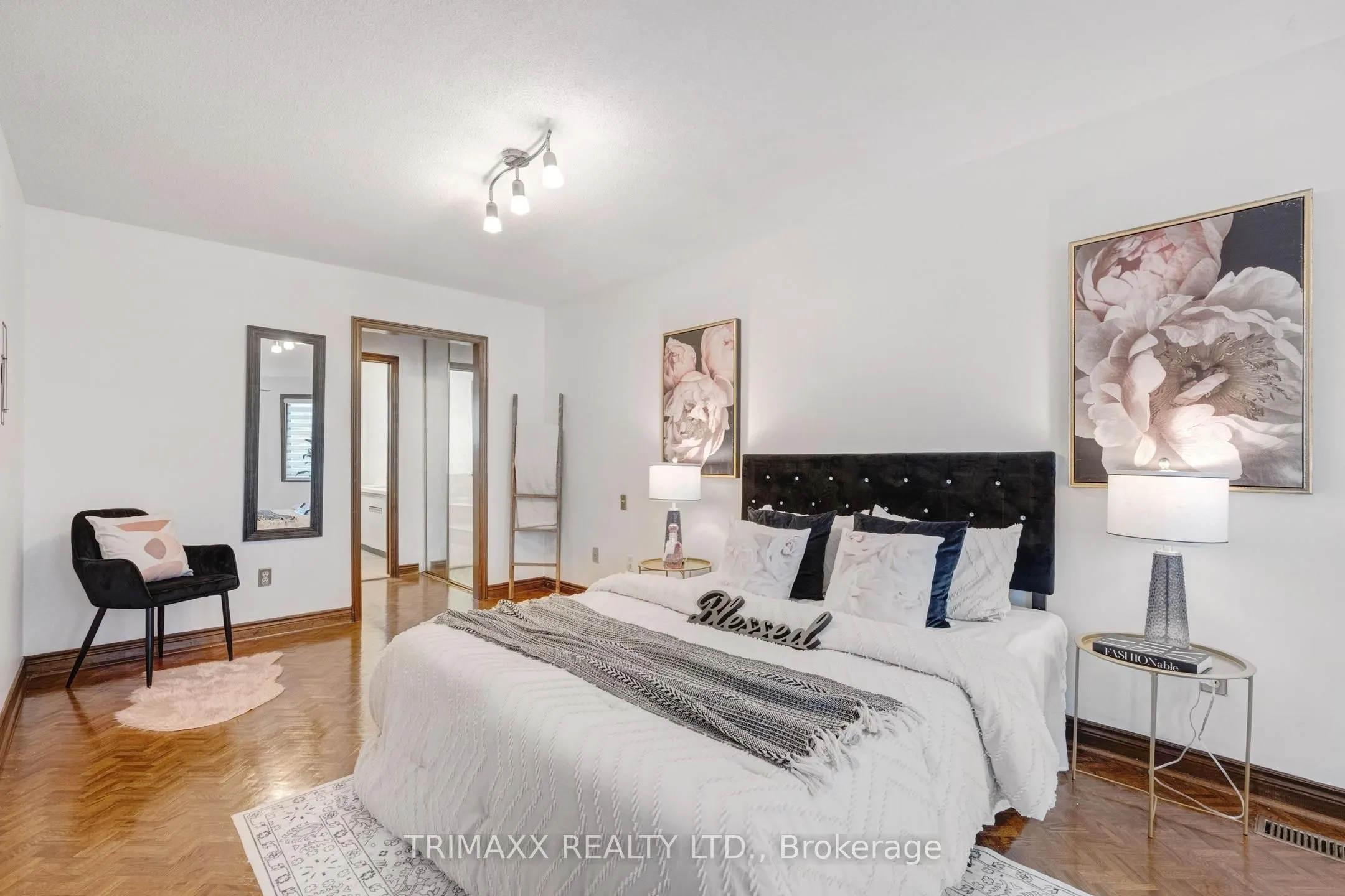23 Oaklea Boulevard