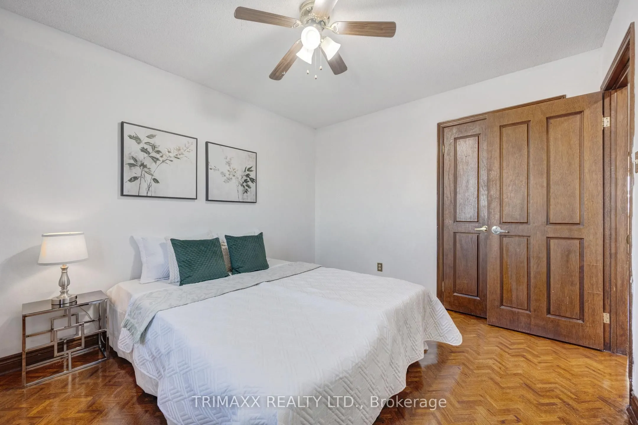 23 Oaklea Boulevard