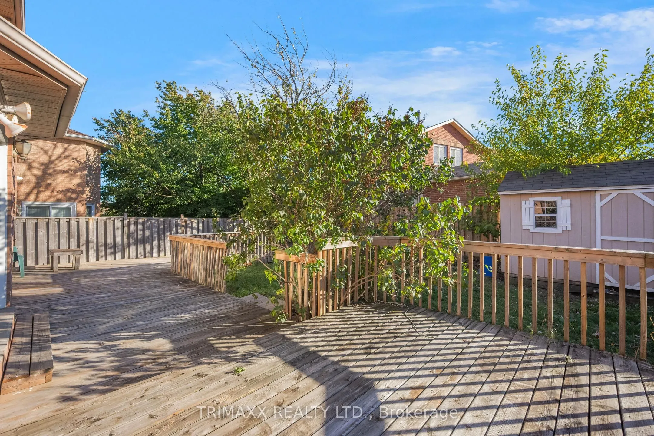 23 Oaklea Boulevard