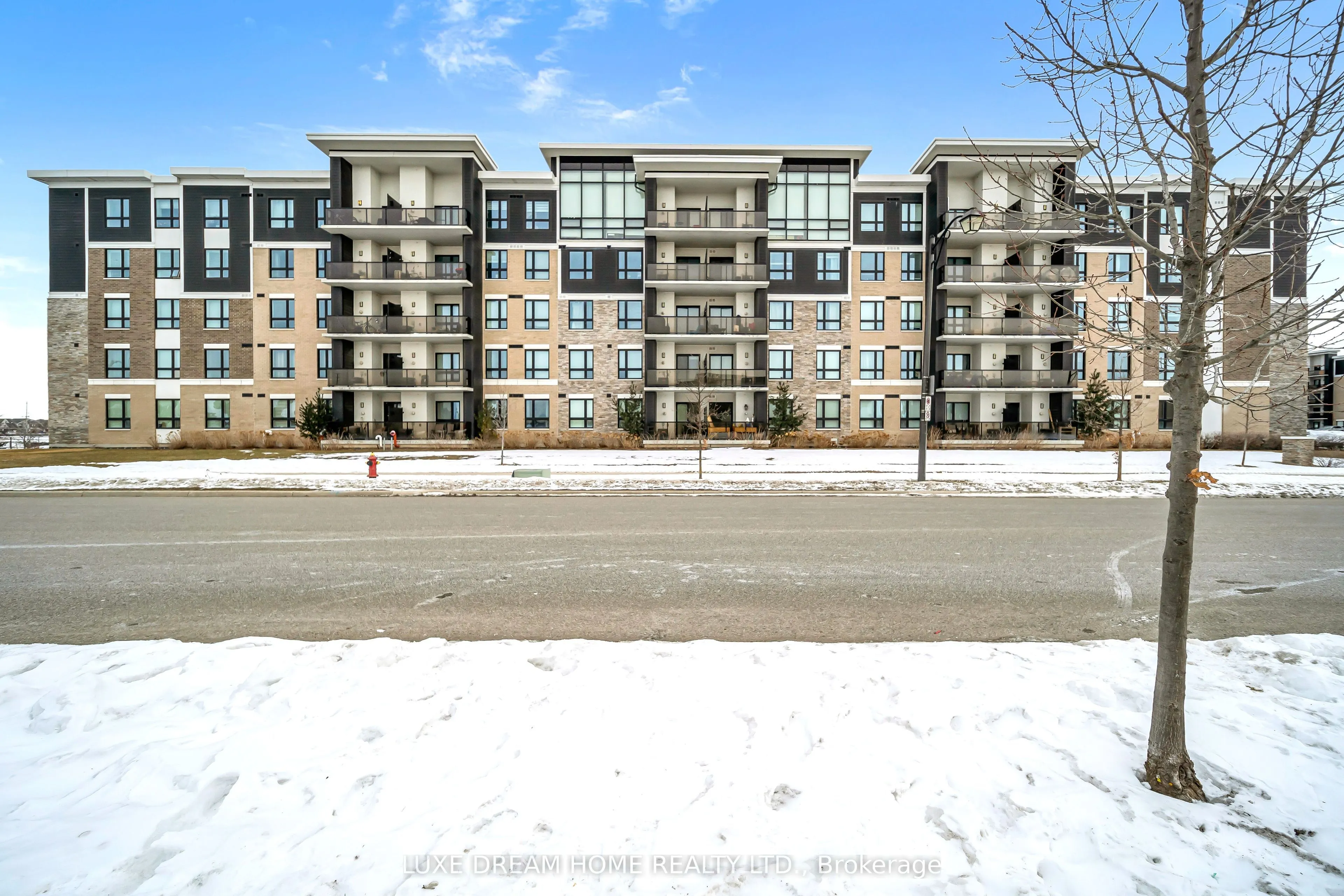 620 Sauve Street E #206