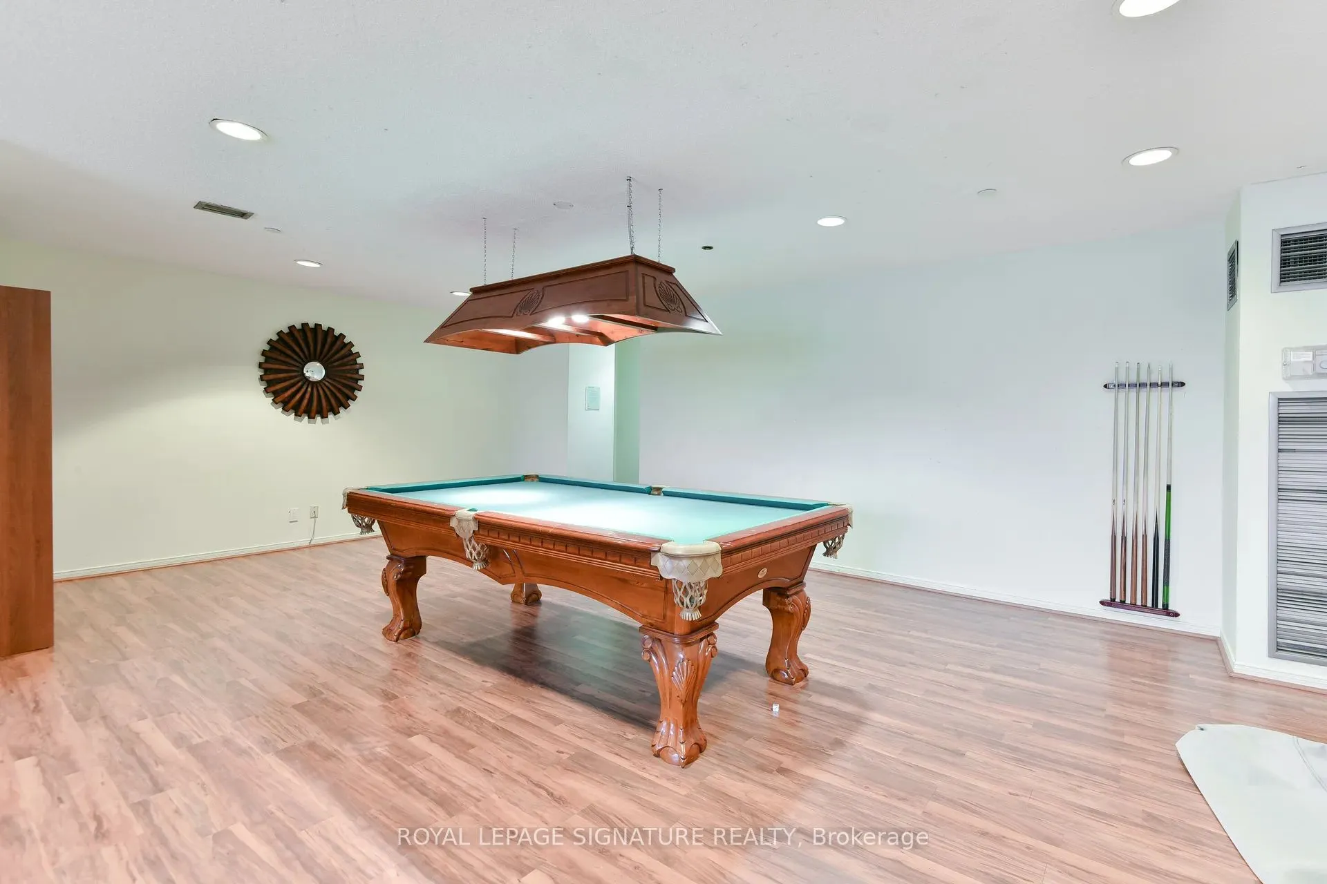 145 Hillcrest Avenue #1608