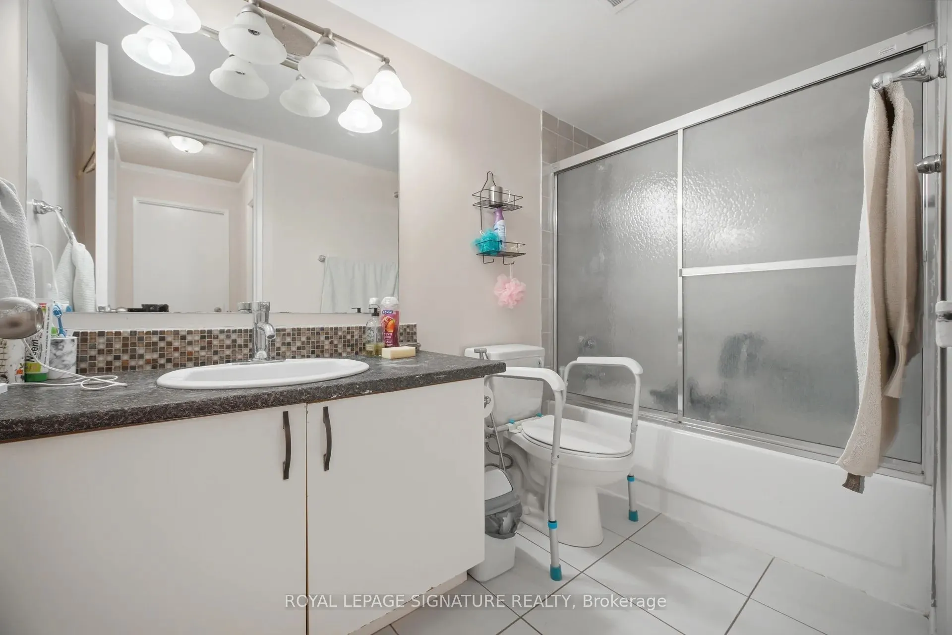 145 Hillcrest Avenue #1608