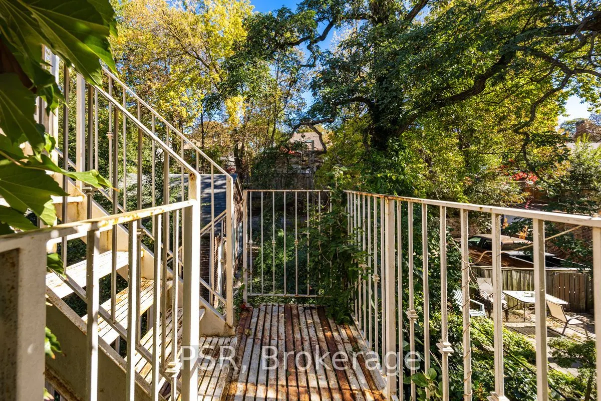 483 Parkside Drive #2B