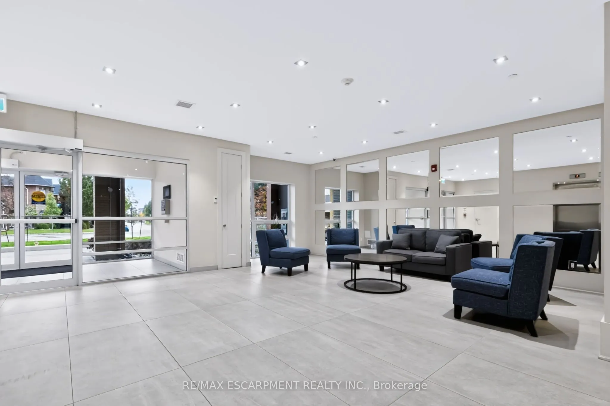 4040 Upper Middle Road #318