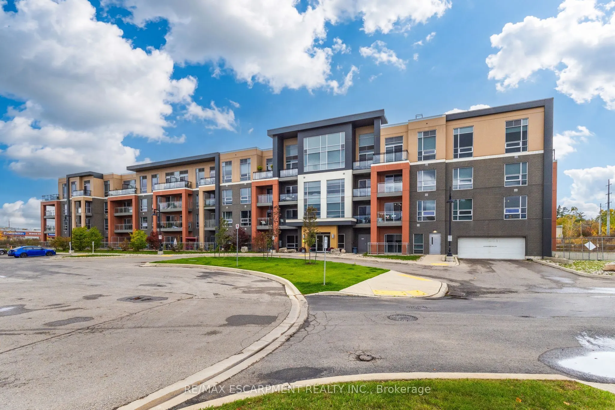 4040 Upper Middle Road #318