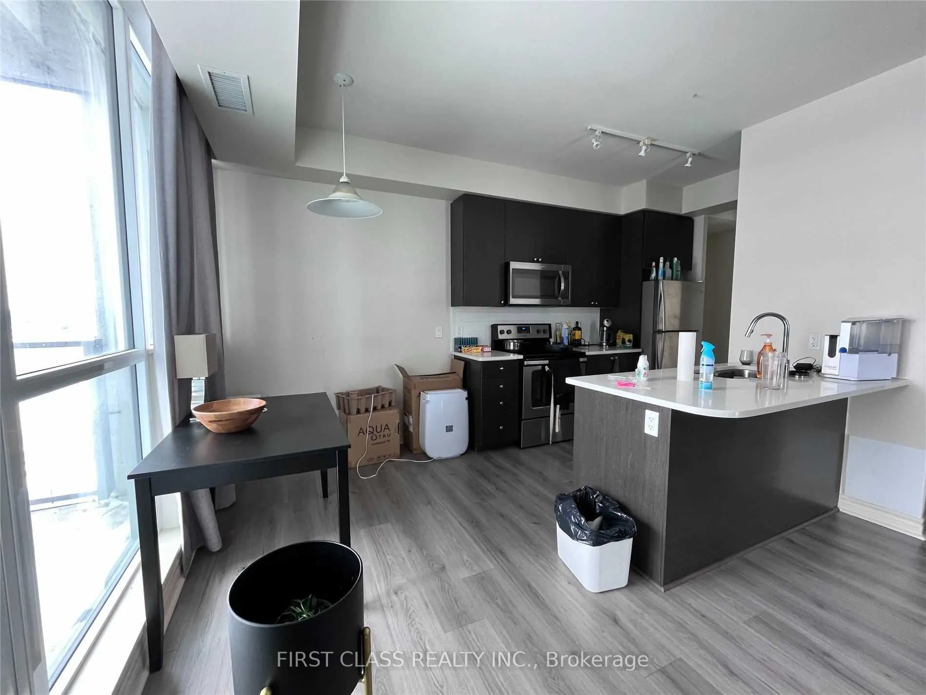 339 Rathburn Road W #1015