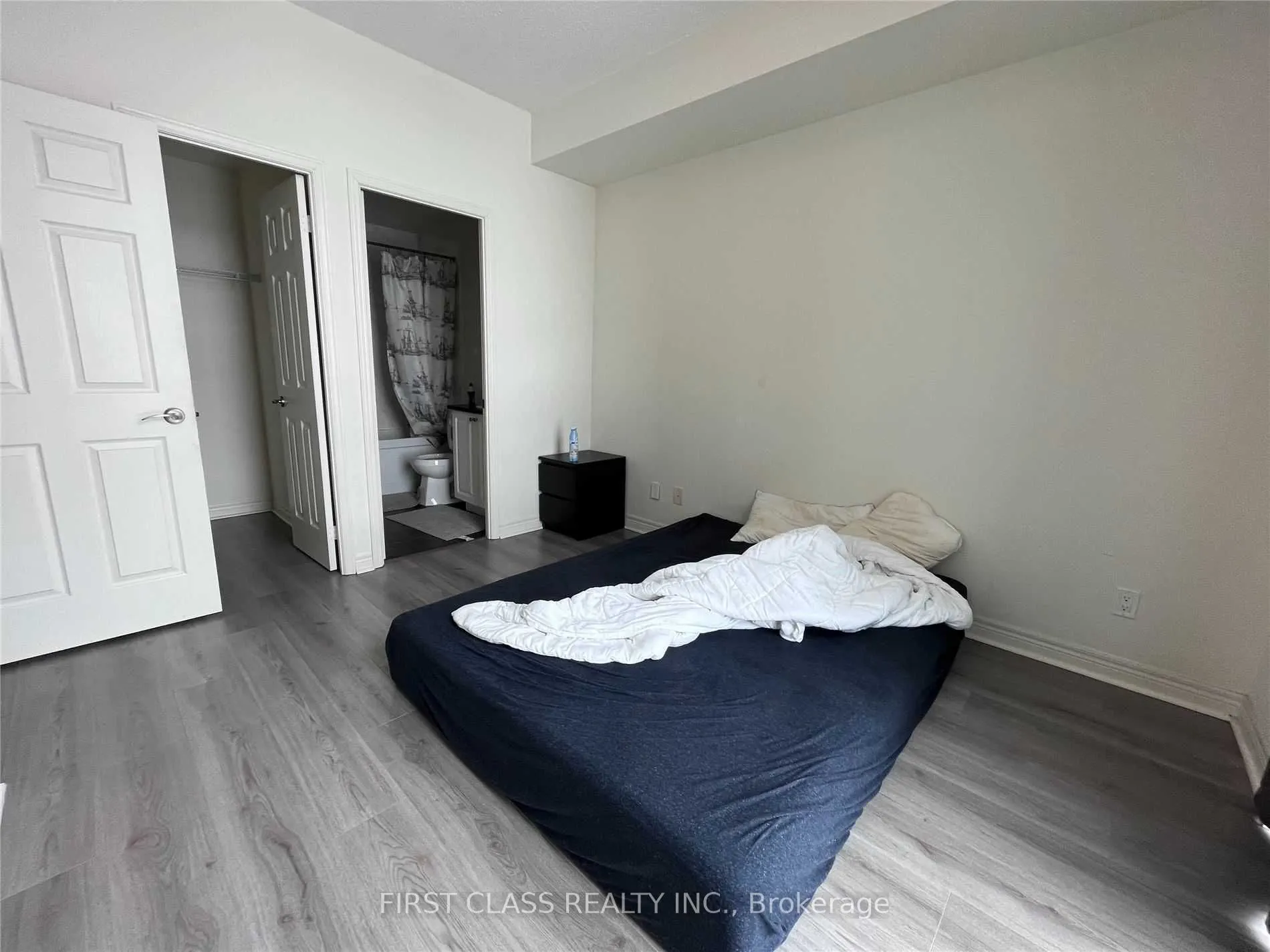 339 Rathburn Road W #1015