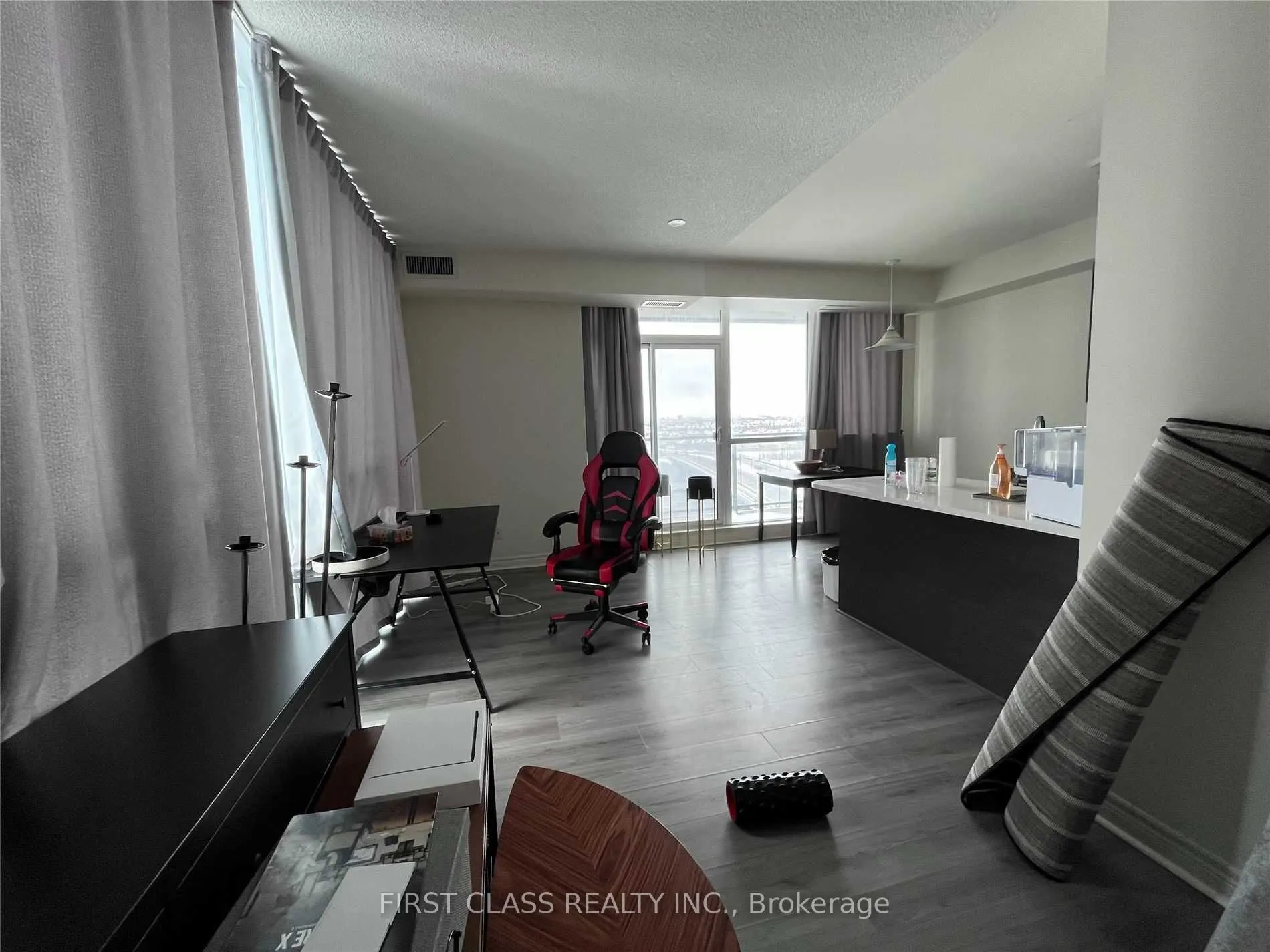 339 Rathburn Road W #1015