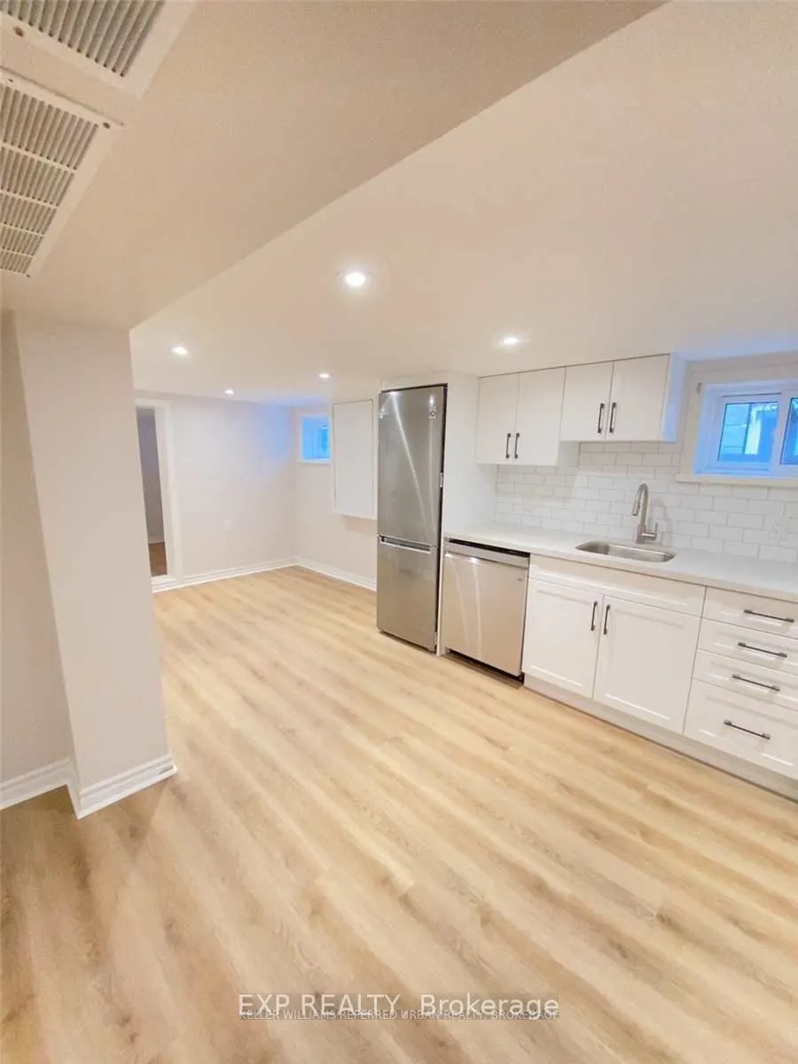 27 Snider Avenue #Lower