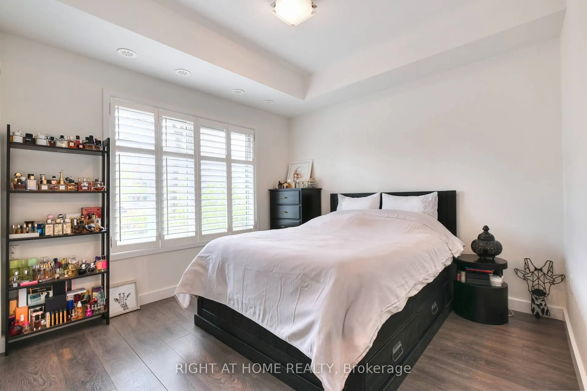 5035 Harvard Road #101