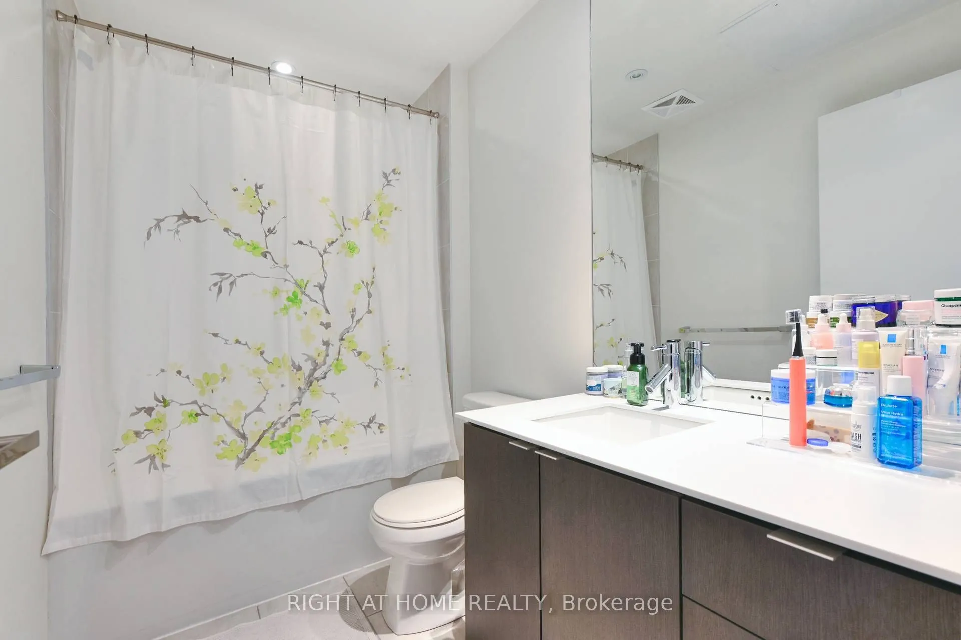 5035 Harvard Road #101