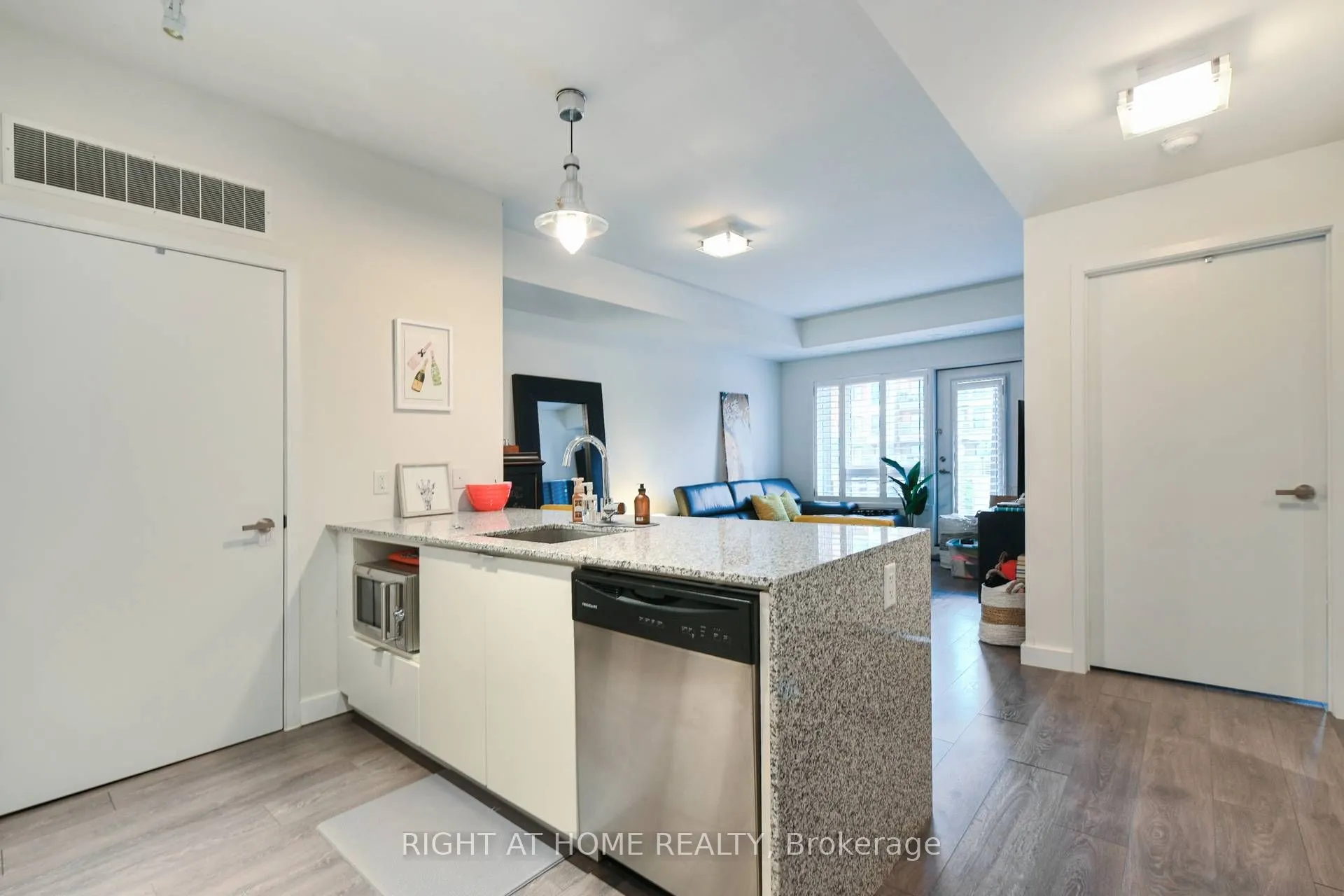 5035 Harvard Road #101