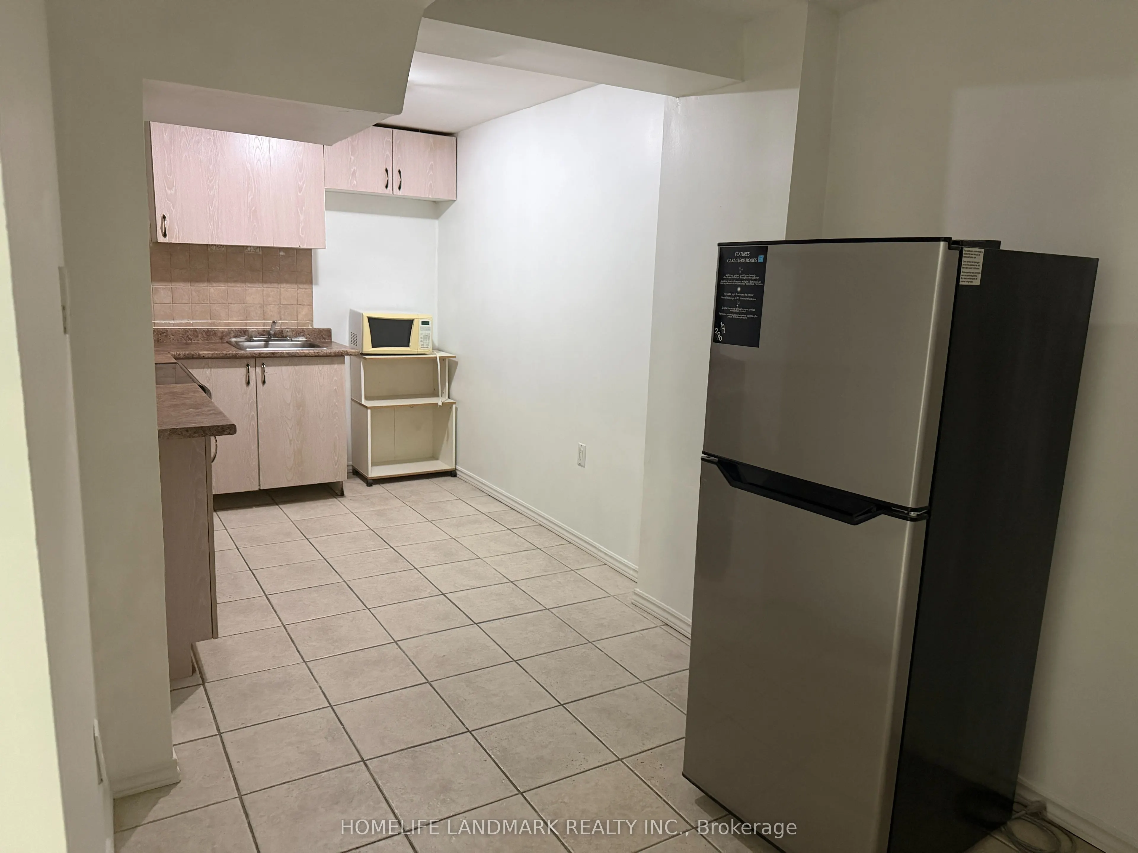 1226 Windbrook Grove