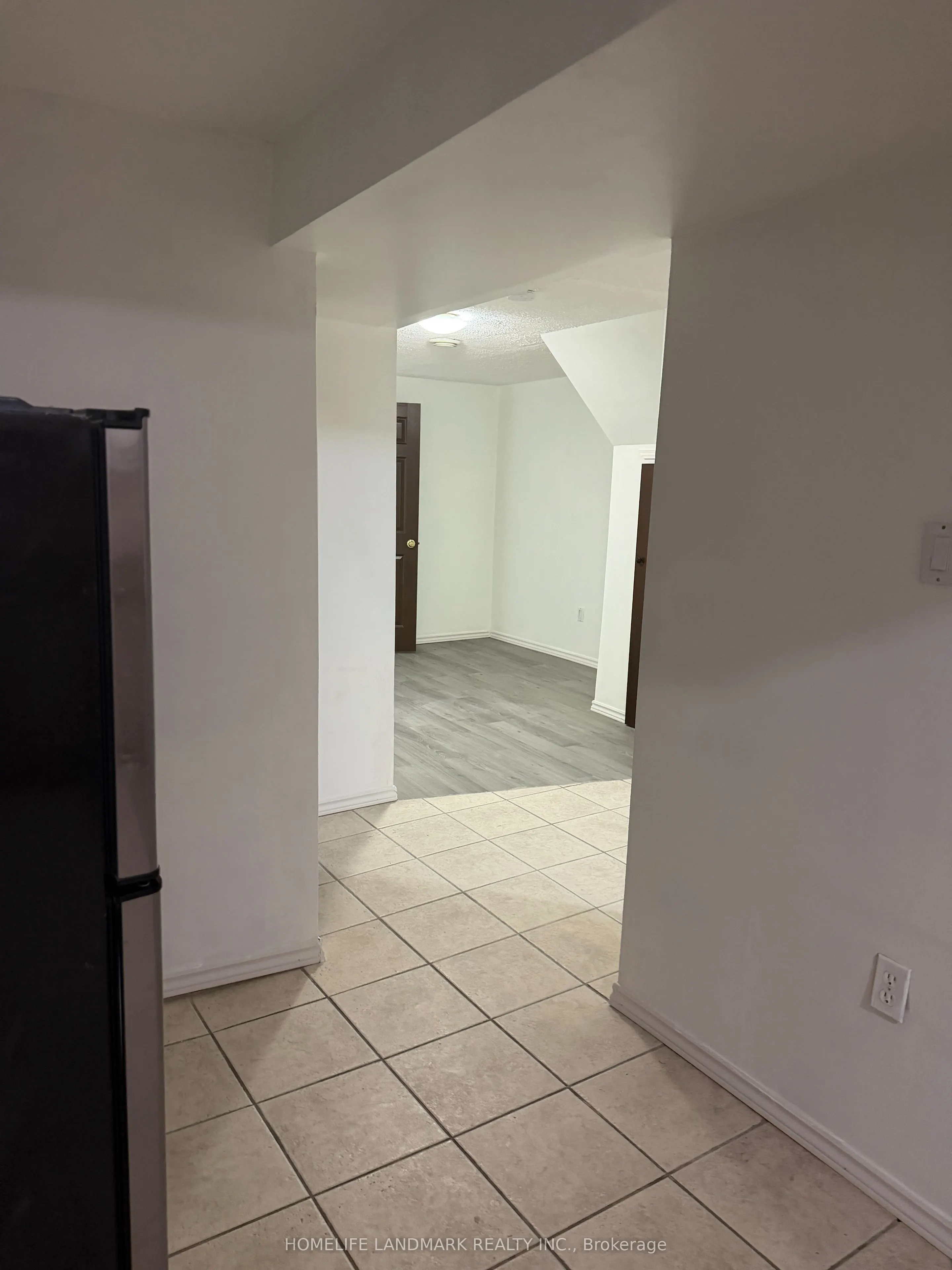 1226 Windbrook Grove