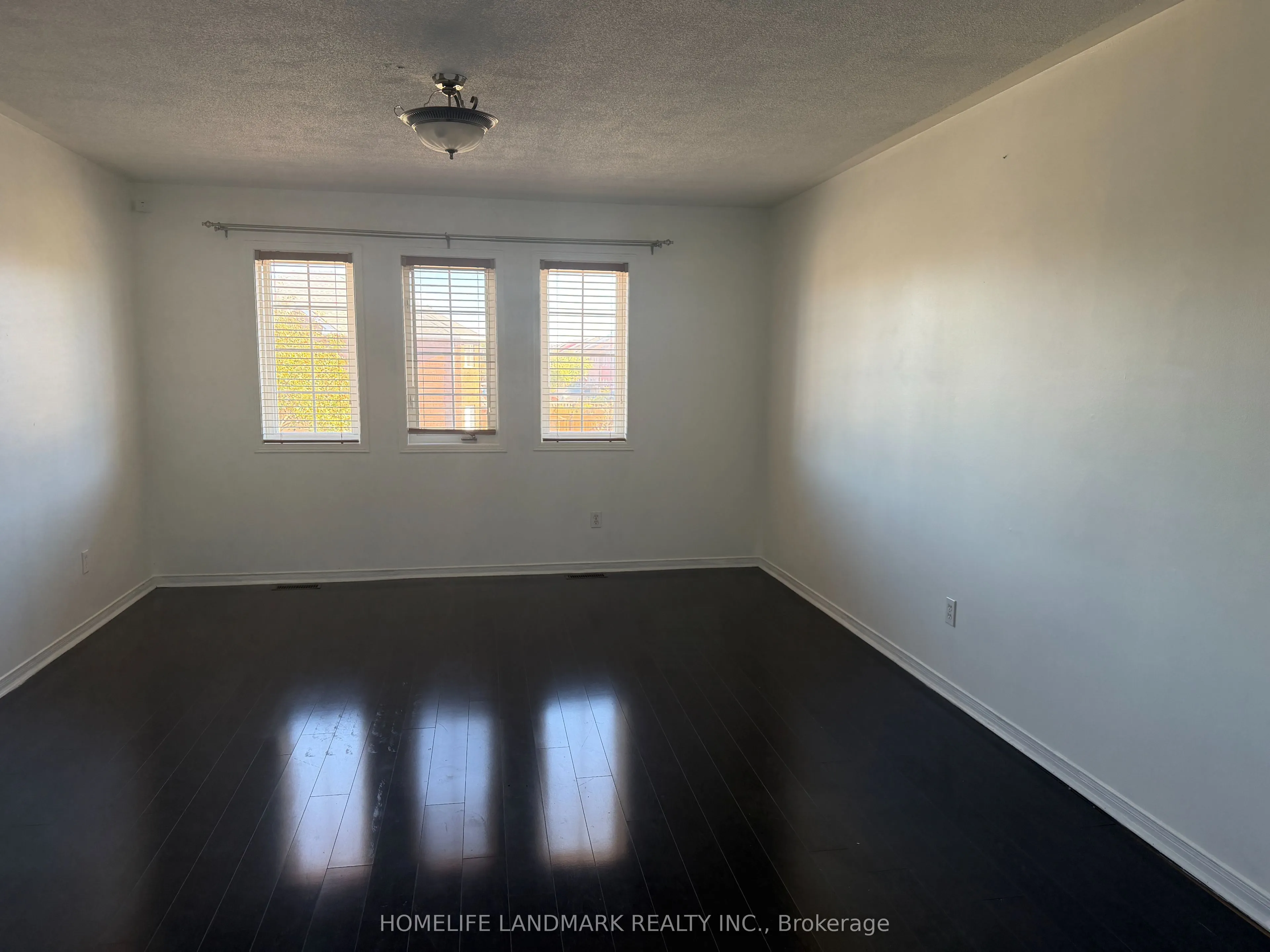 1226 Windbrook Grove