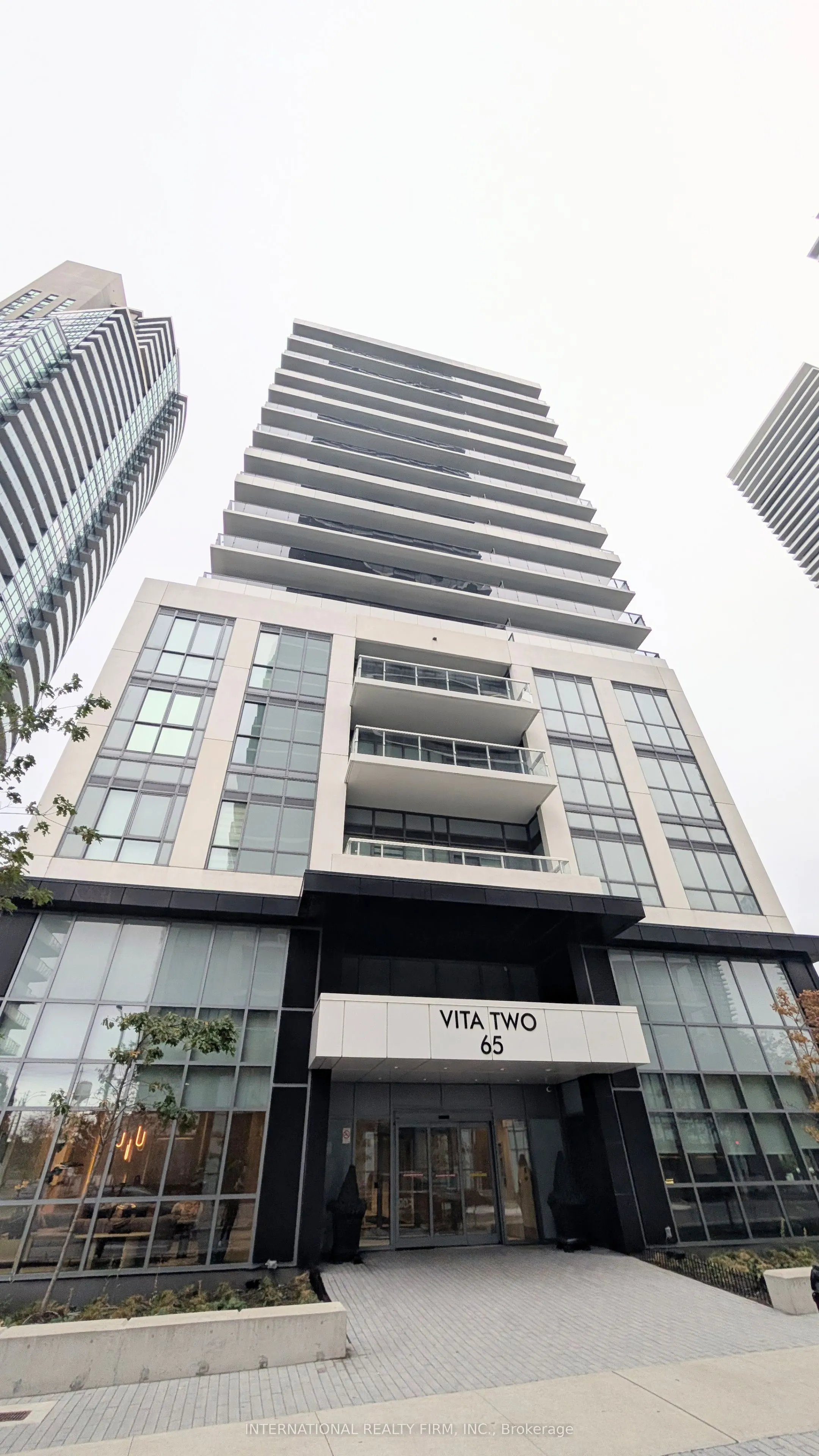 65 Annie Craig Drive #809