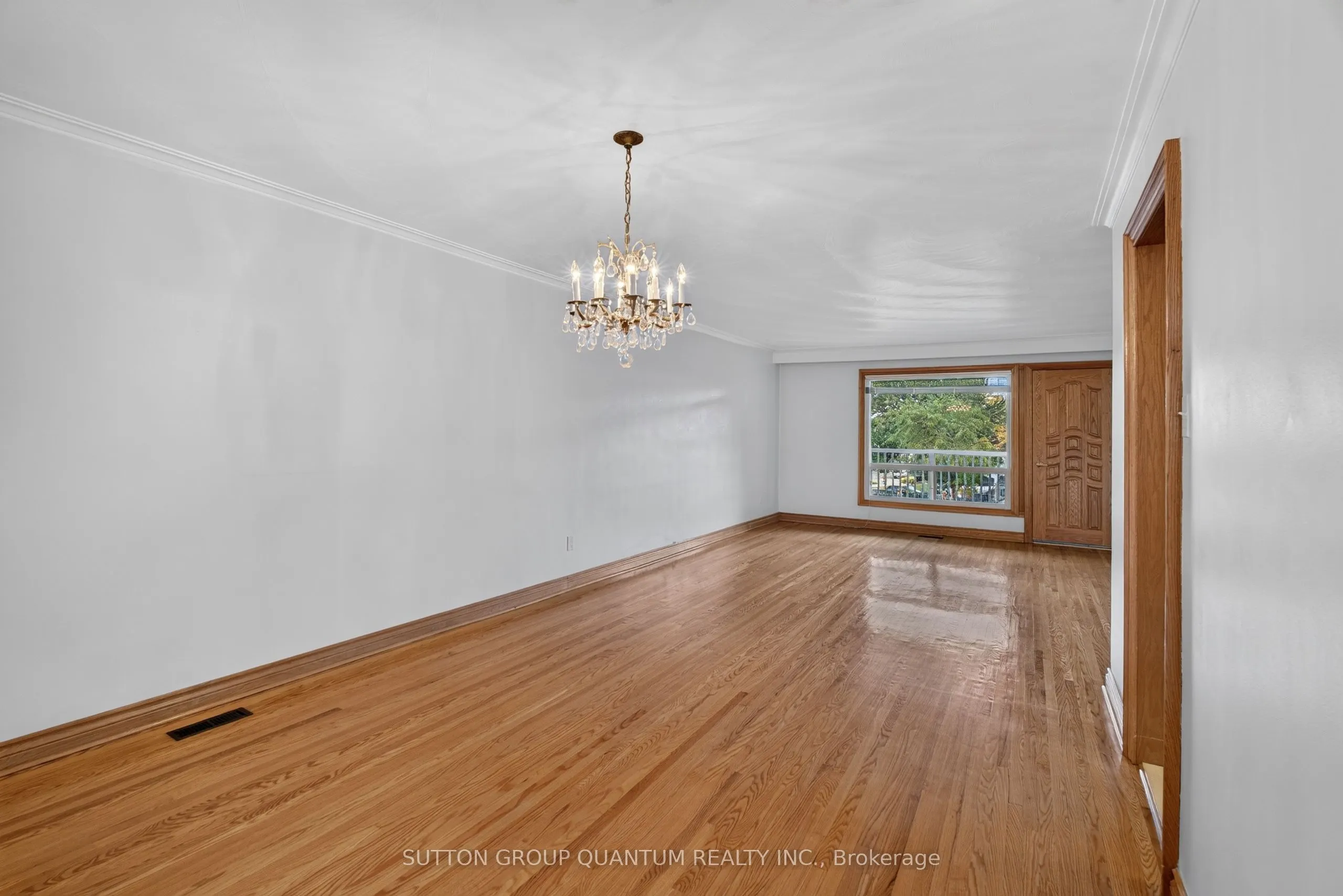 3697 Broomhill Crescent