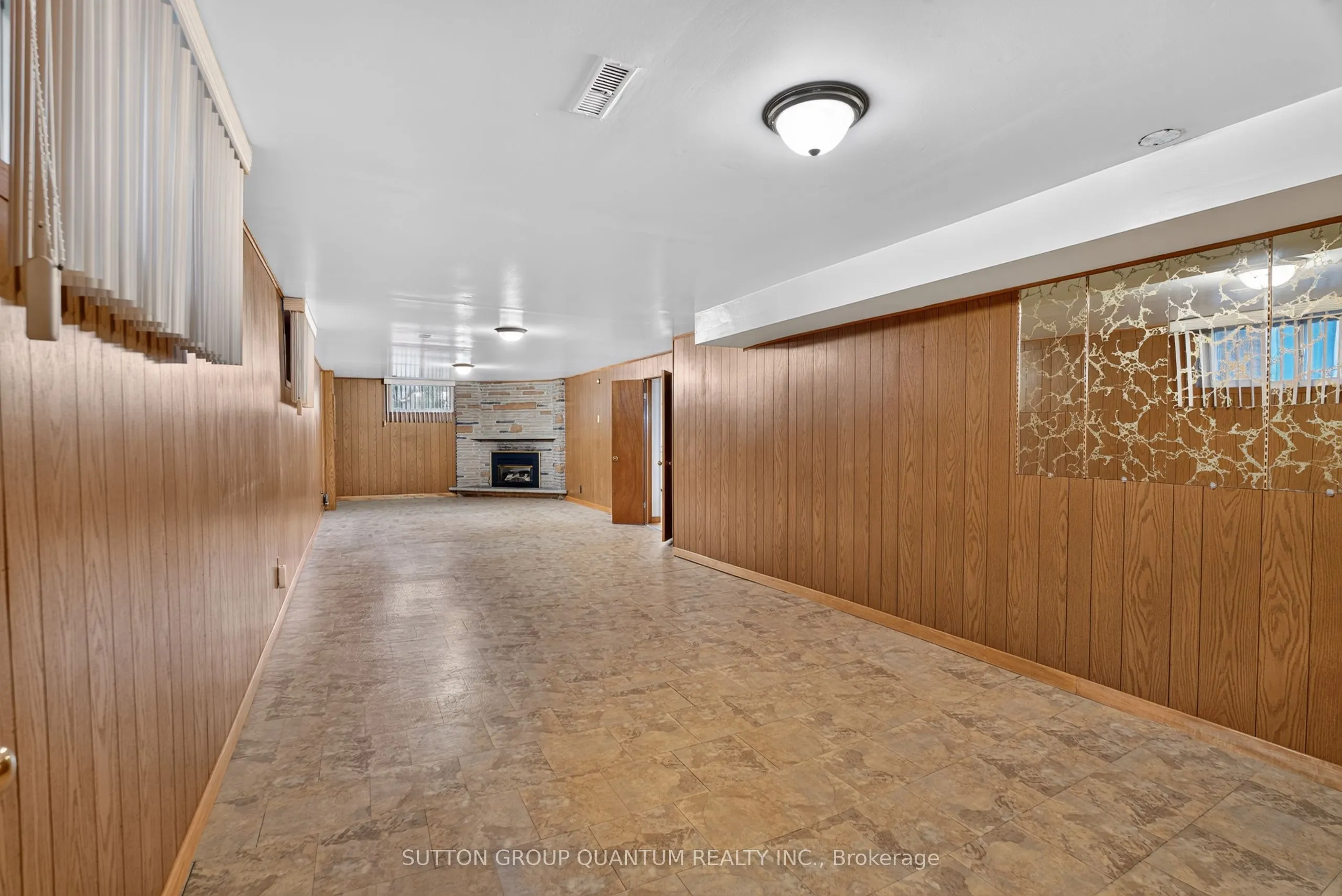 3697 Broomhill Crescent