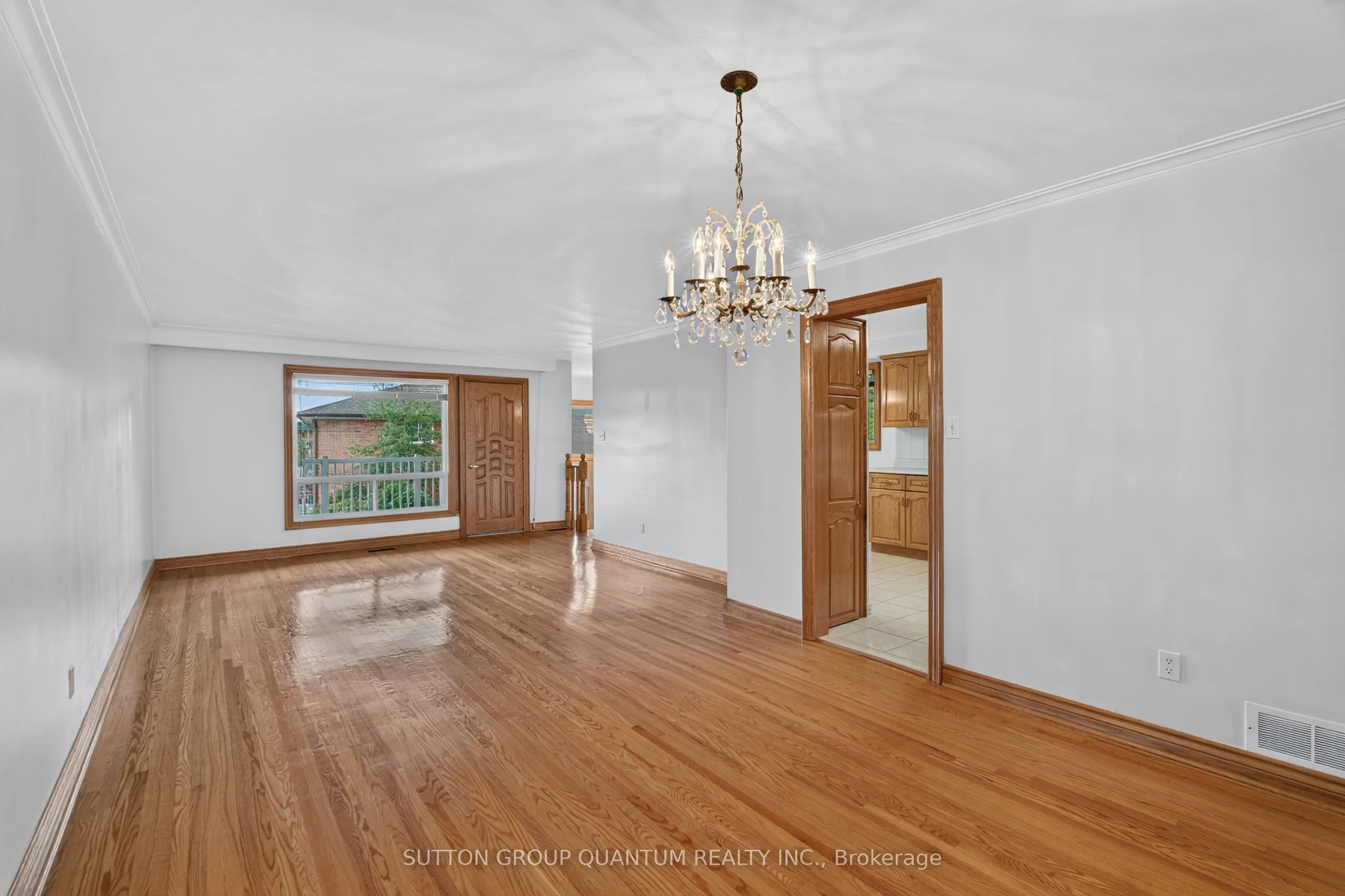 3697 Broomhill Crescent
