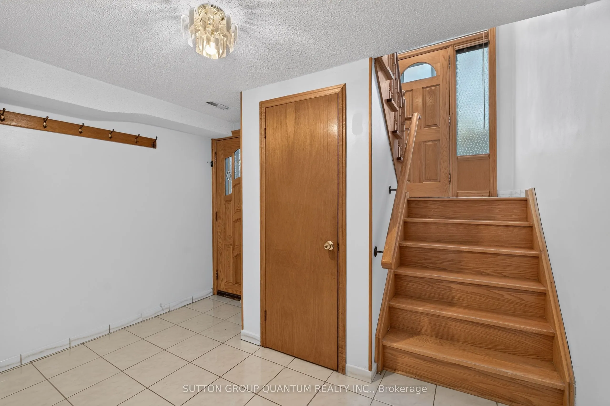 3697 Broomhill Crescent