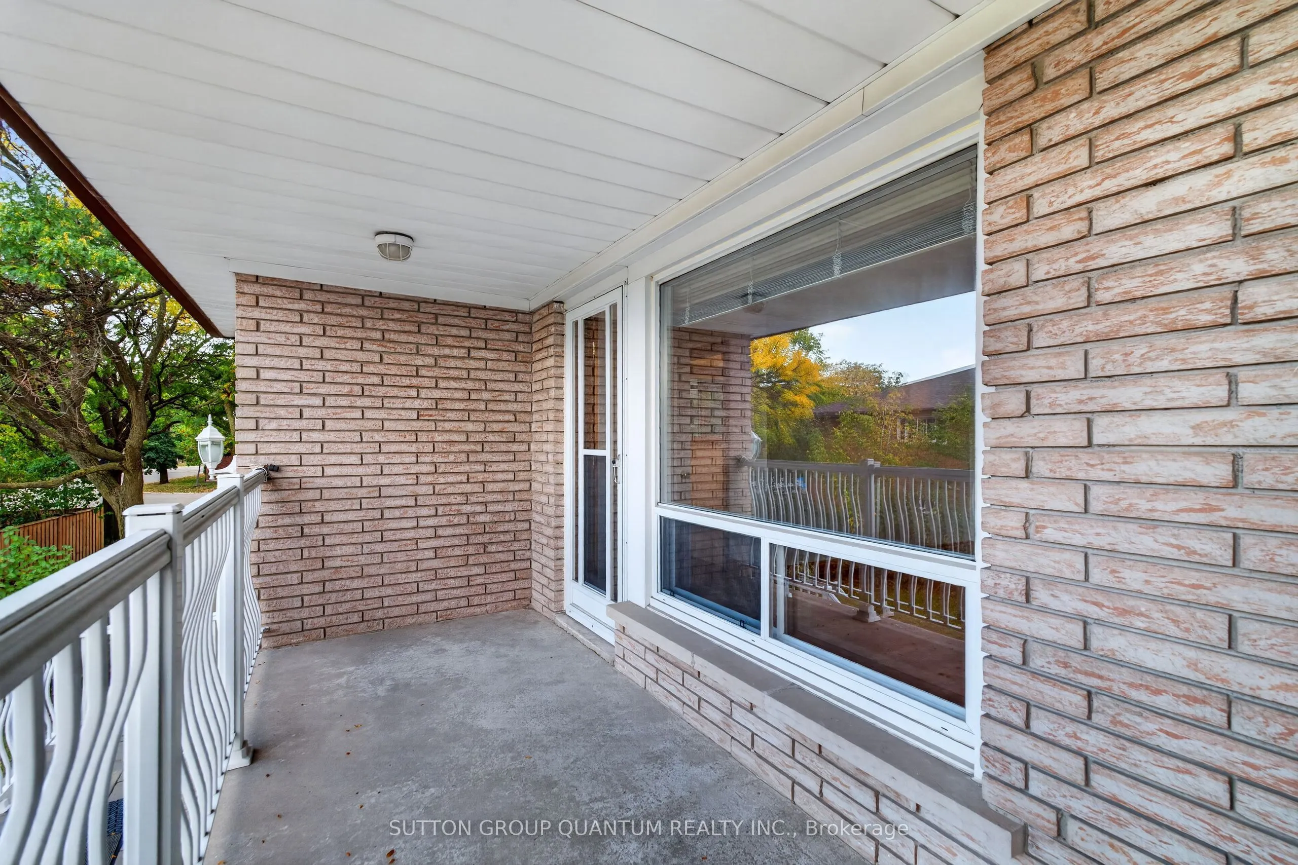 3697 Broomhill Crescent