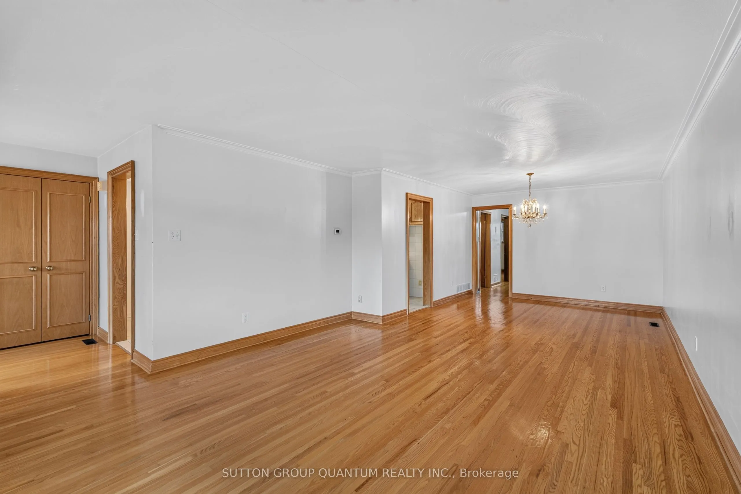 3697 Broomhill Crescent