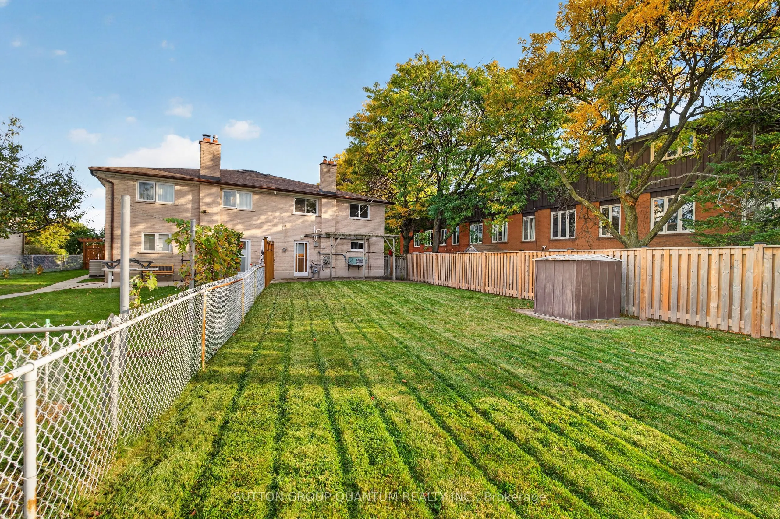 3697 Broomhill Crescent
