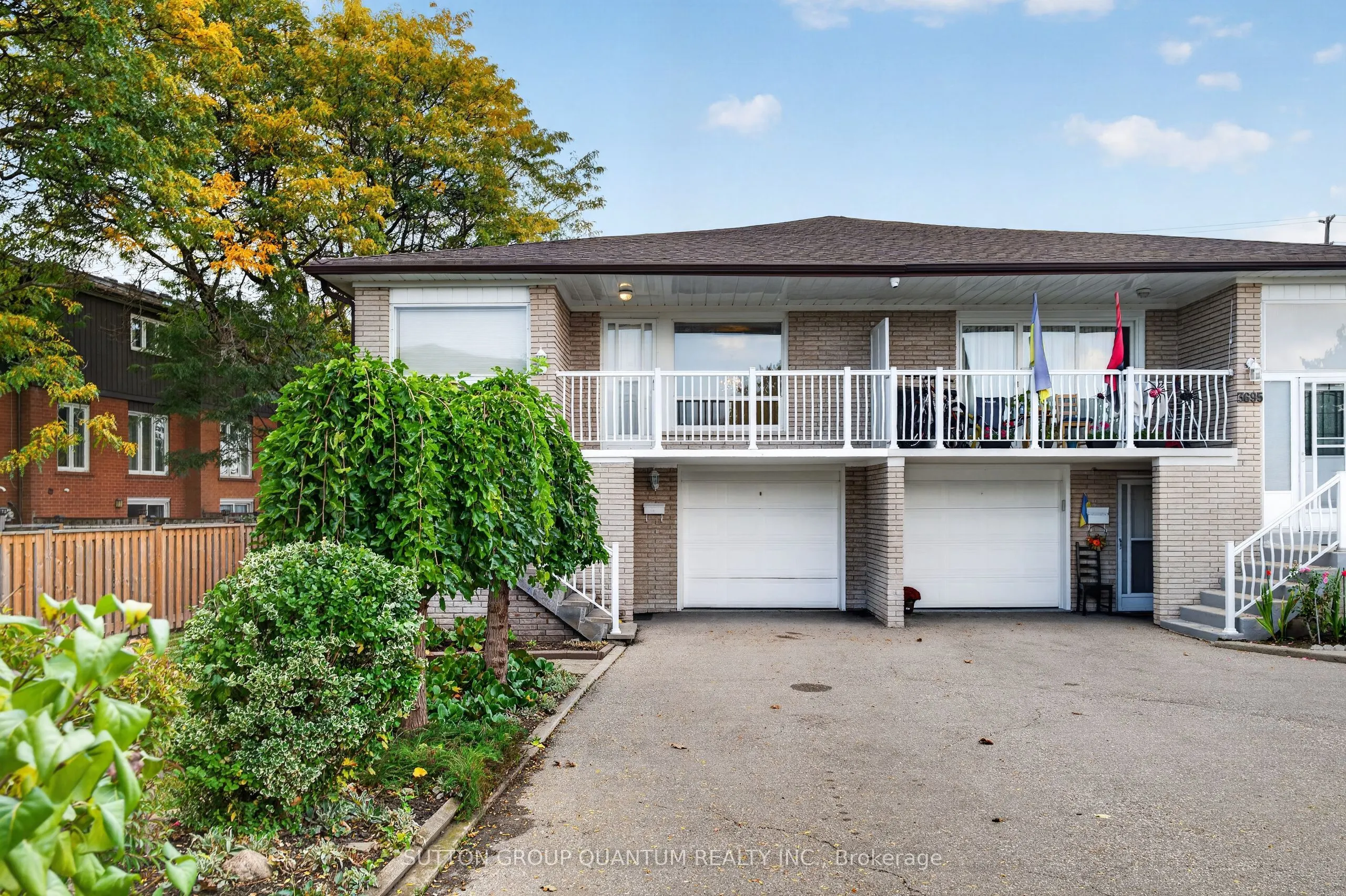 3697 Broomhill Crescent