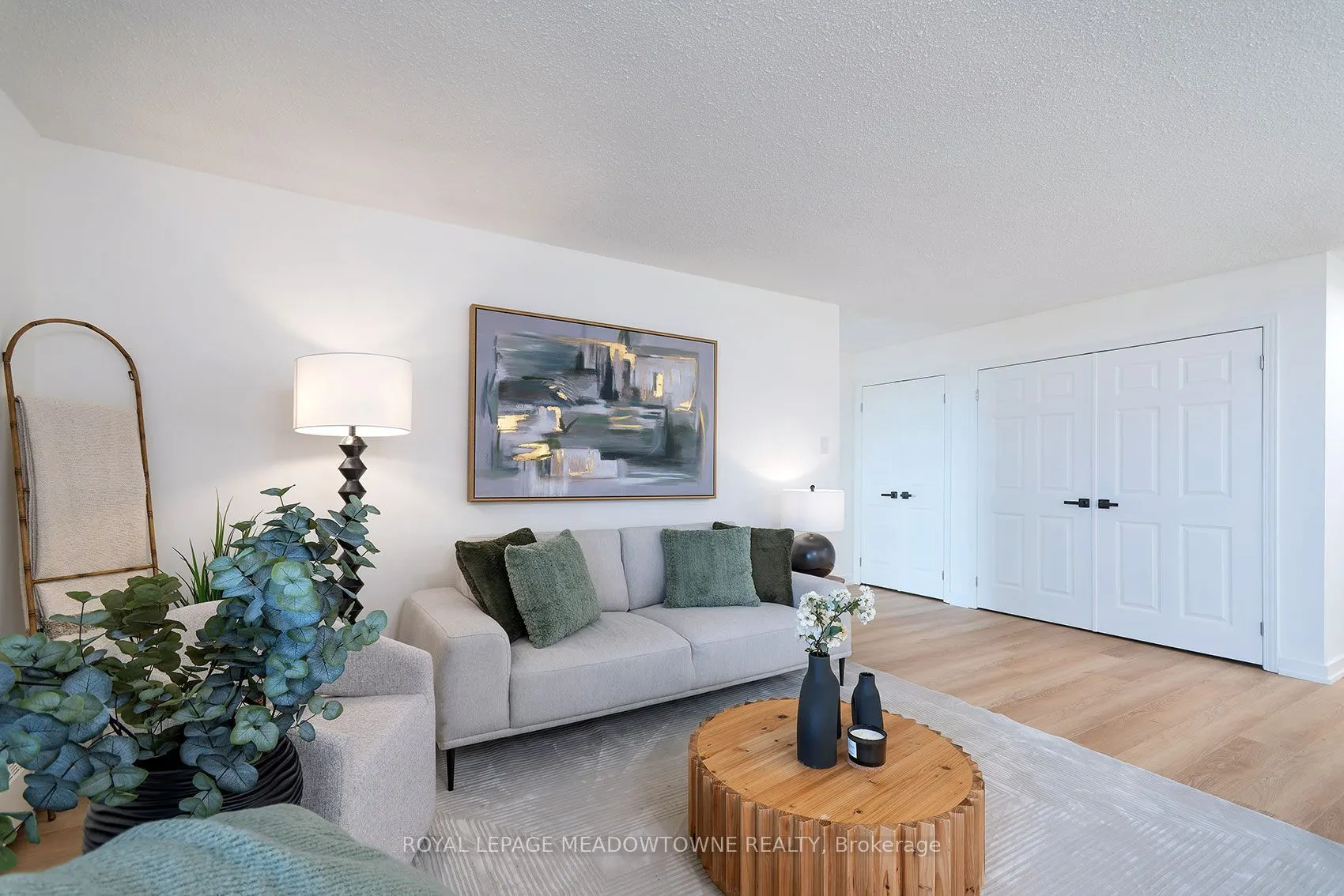 2301 Derry Road W ##806