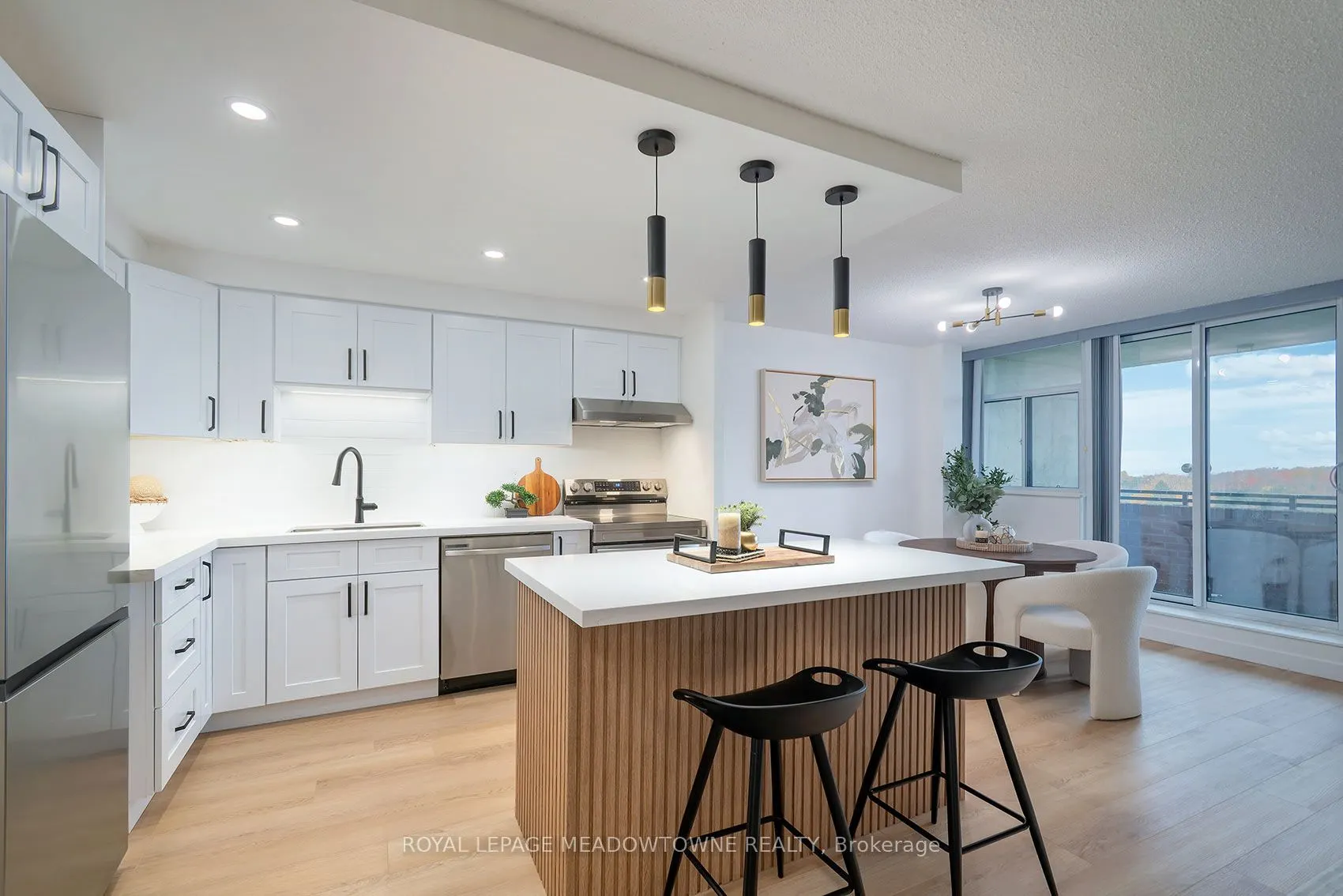 2301 Derry Road W ##806